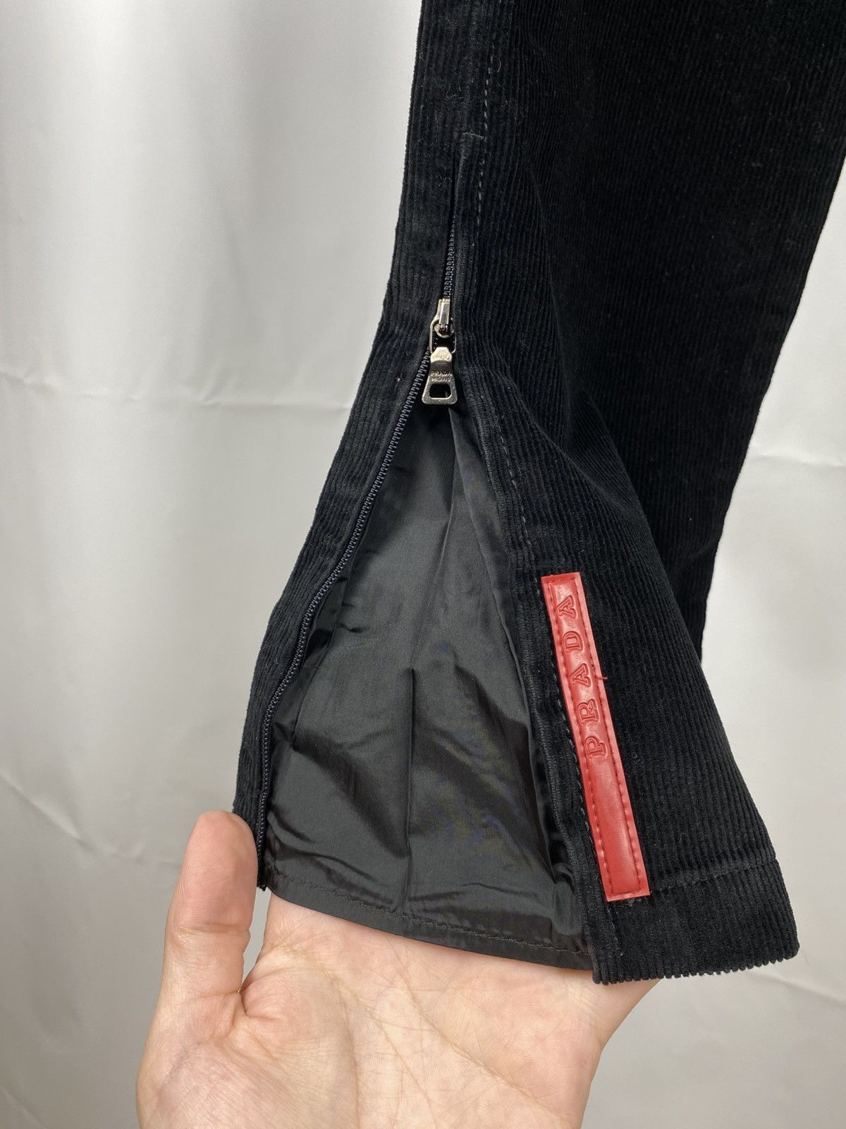 Prada Prada Corduroy Cotton Men Pants Red Tab Archive size 46 Size US 30 / EU 46 - 4 Thumbnail