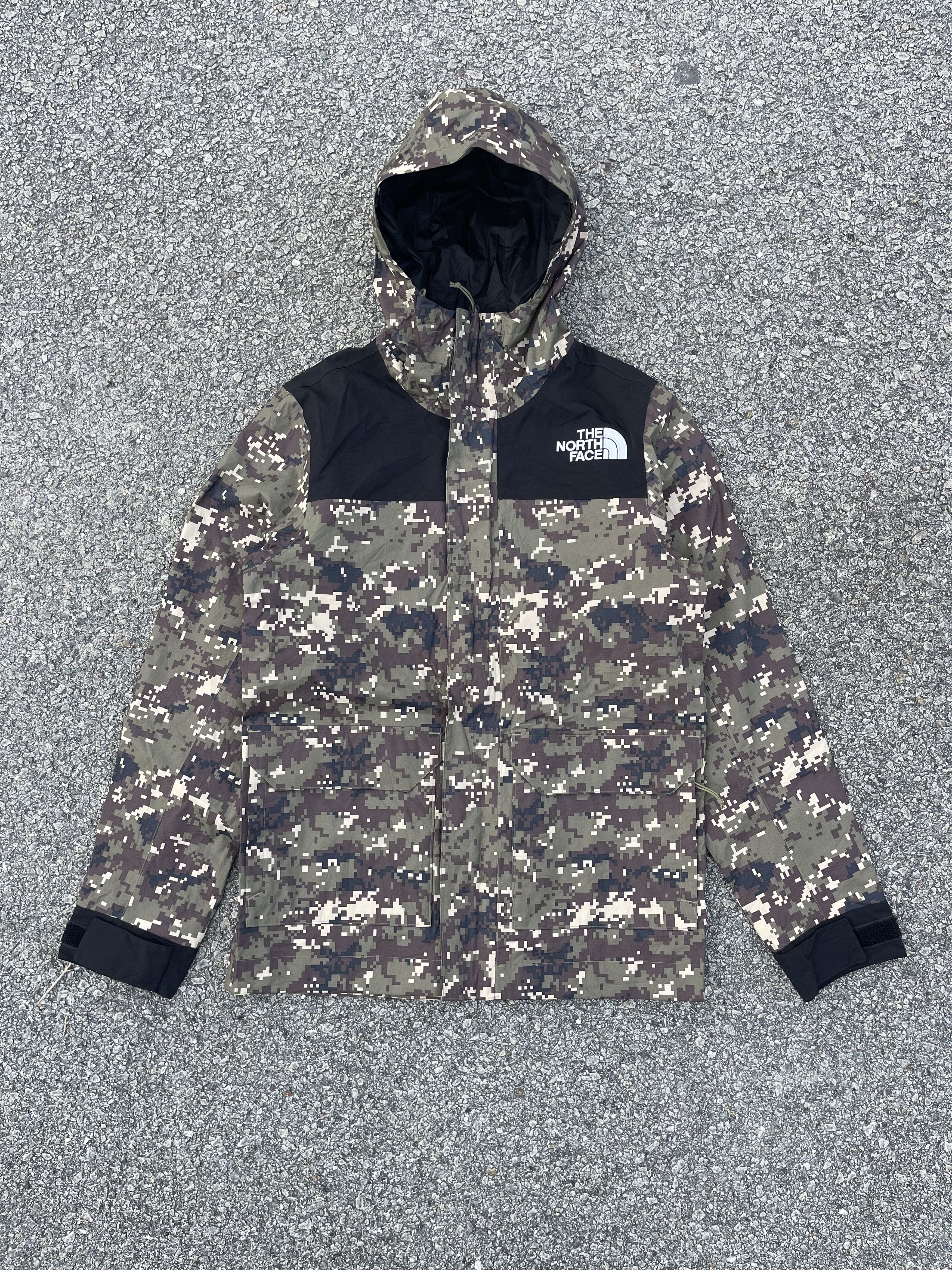The North Face TNF Digital Camouflage Windbreaker Balaclava Size US S / EU 44-46 / 1 - 1 Thumbnail
