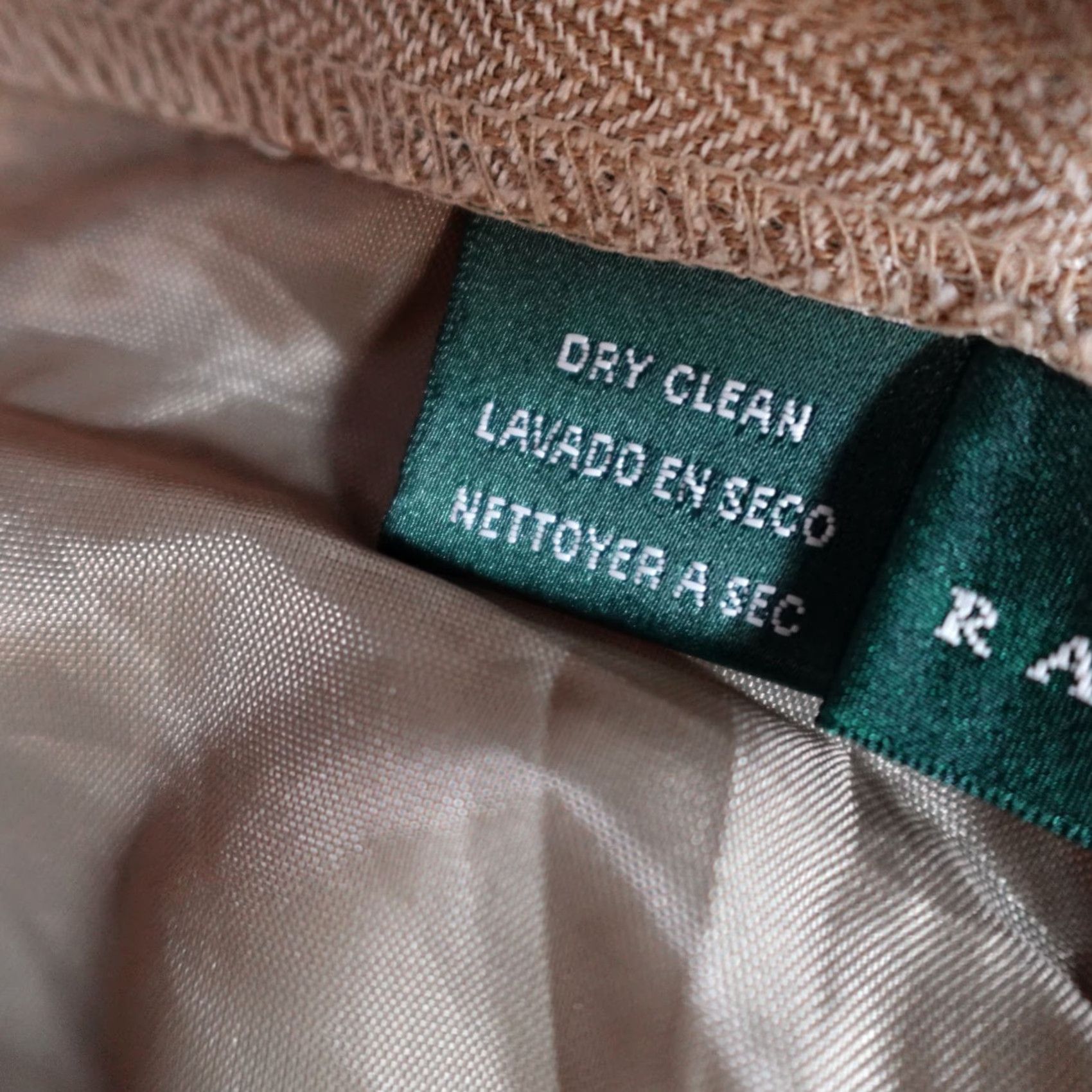 Ralph Lauren VINTAGE Lauren Ralph Lauren Womens Pants 14 Beige Pleated Herringbone High Rise NEW Linen Ramie Rayon Front Flat Inseam 31 Dress Pants Womens Size 36" / US 14 / IT 50 - 3 Thumbnail