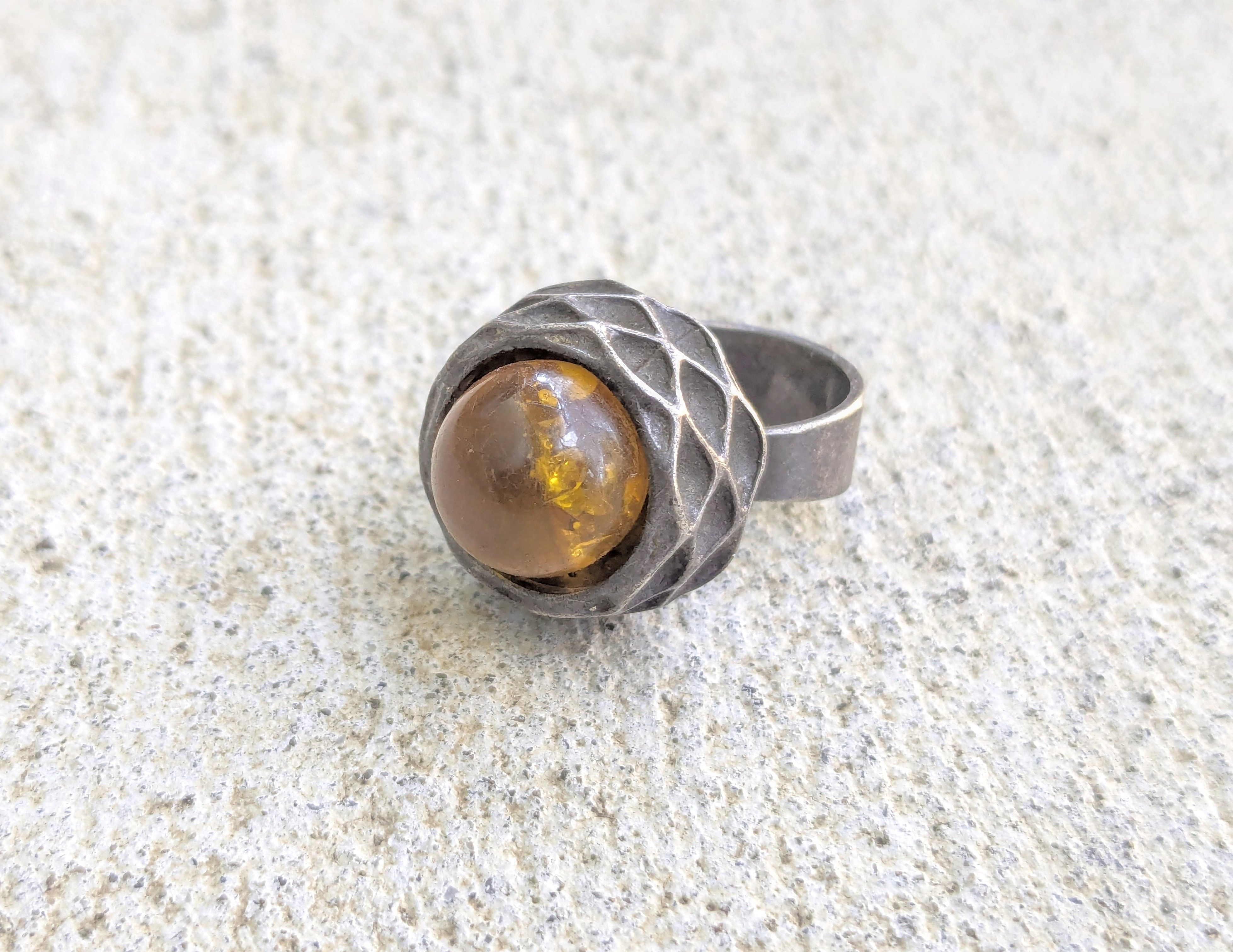 Jewelry Vintage Sterling Silver Ring Amber 5.75 Modern Abstract Size ONE SIZE - 1 Thumbnail