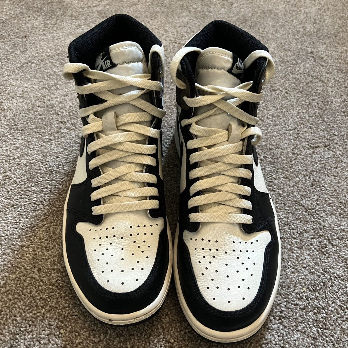 Jordan Brand 2020 Jordan 1 Retro High Dark Mocha Size 9.5 Size US 9.5 / EU 42-43 - 3 Thumbnail
