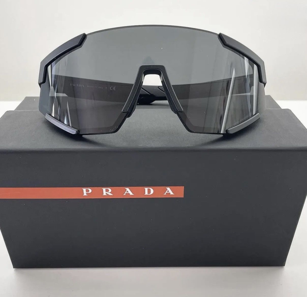 Prada sunglasses Linea Rossa PS 04WS DG006F
