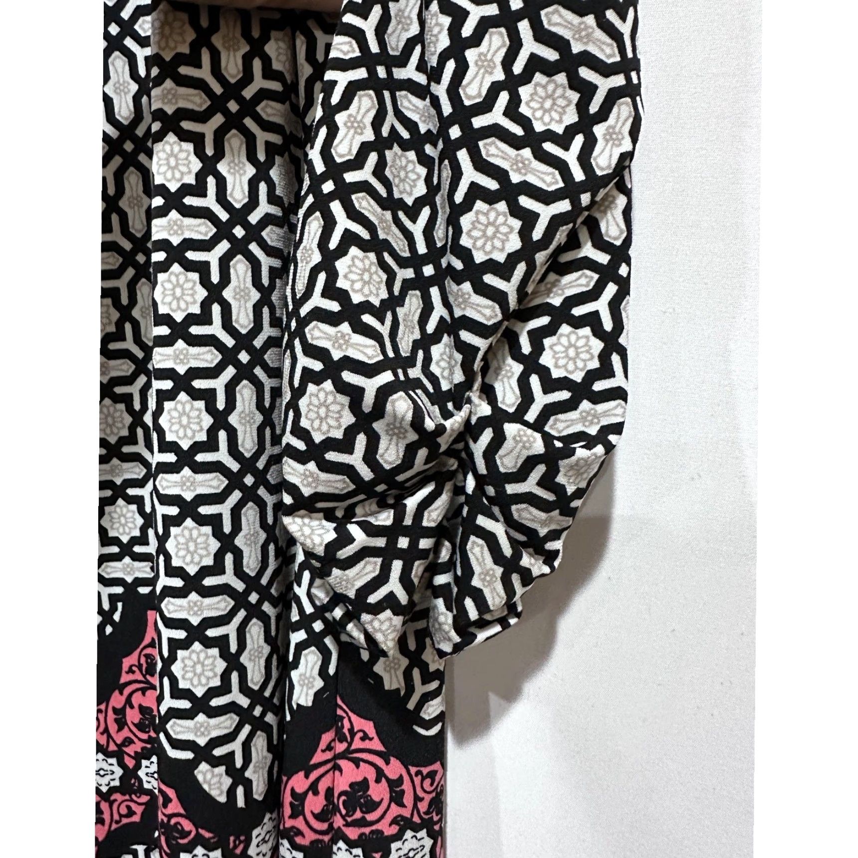 JM Collection JM Collection Tunic Dress Women L Black White Pink Geometric 3/4 Sleeve Boho V-Neck Print Shirt/Dress Size L / US 10 / IT 46 - 3 Thumbnail