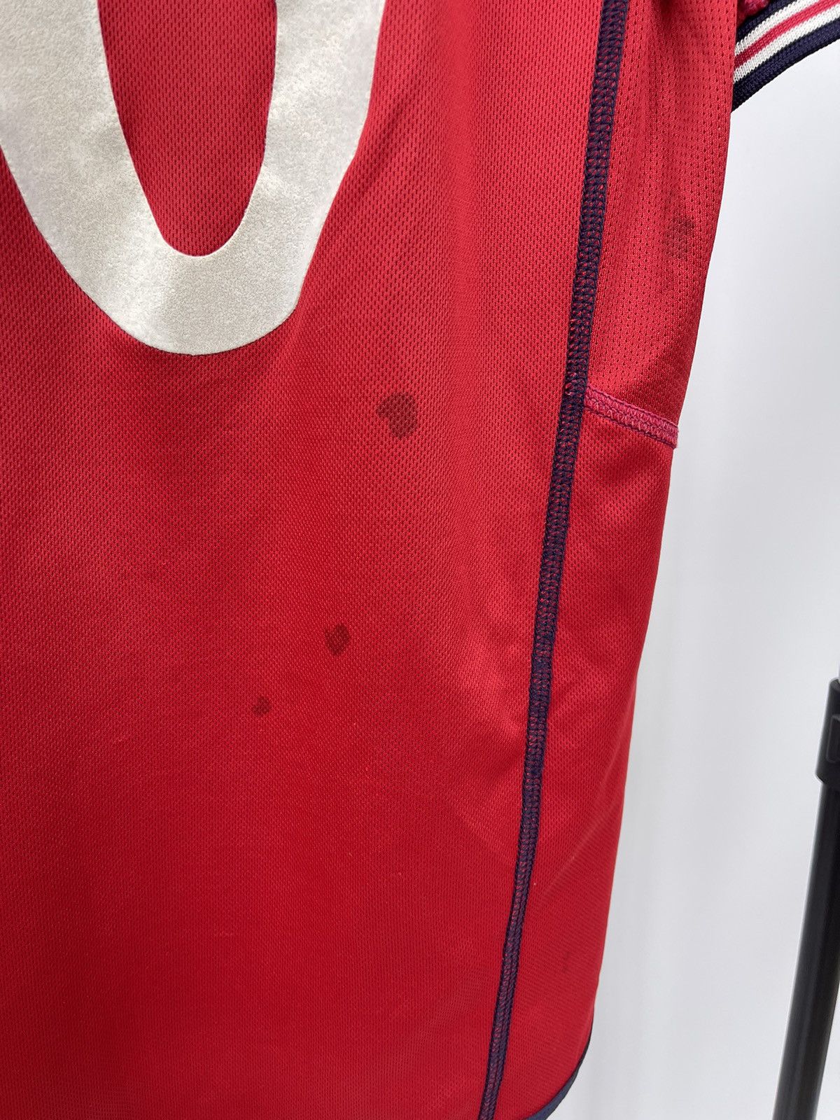 Umbro × Vintage England 2002 2004 AWAY Shirt Jersey Umbro #10 OWEN sz L Men Size US L / EU 52-54 / 3 - 7 Thumbnail