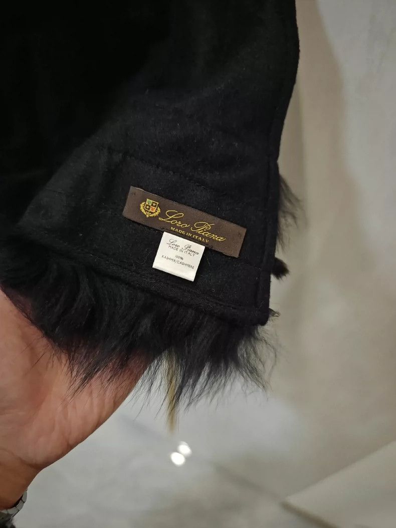 Loro Piana LORO PIANA A thick cashmere shawl with a mink coat Size M / US 6-8 / IT 42-44 - 6 Thumbnail