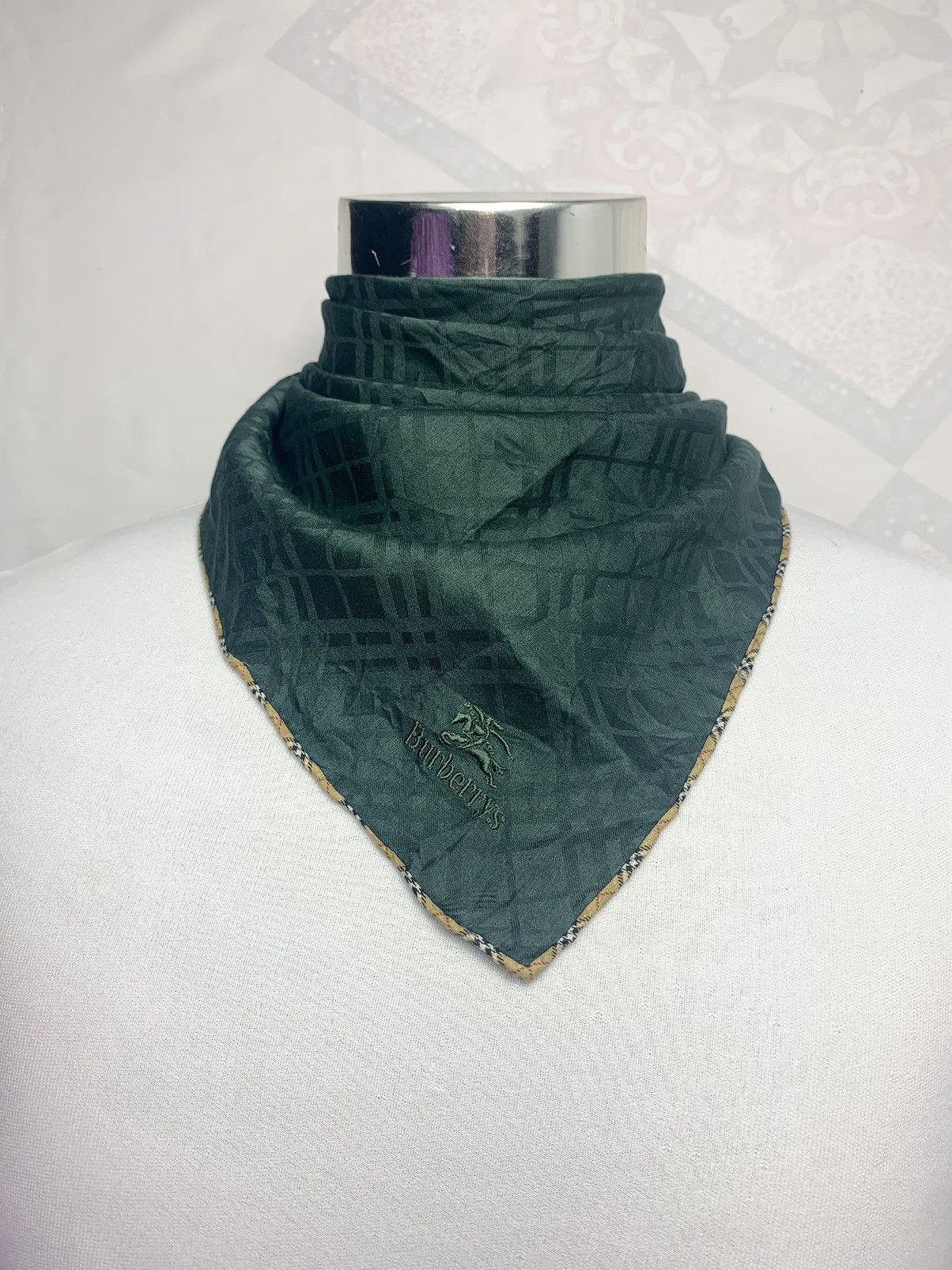 Burberry Burberry Handkerchief / Neckerchief / Bandana Size ONE SIZE - 1 Thumbnail