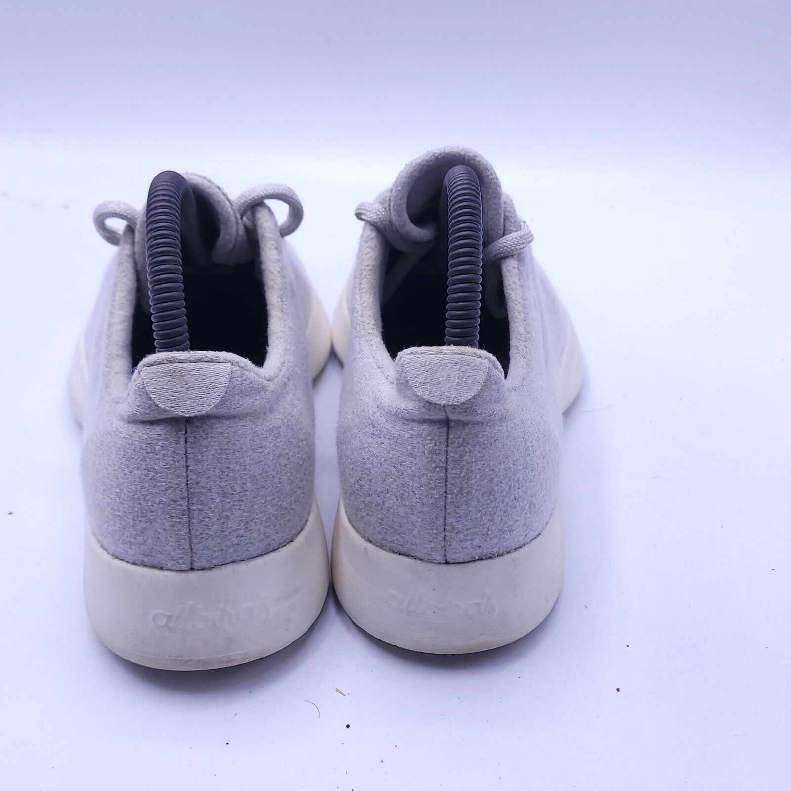 Allbirds Allbirds Wool Runner Athletic Shoe Womens Size 8 Gray White Size US 8 / IT 38 - 3 Thumbnail