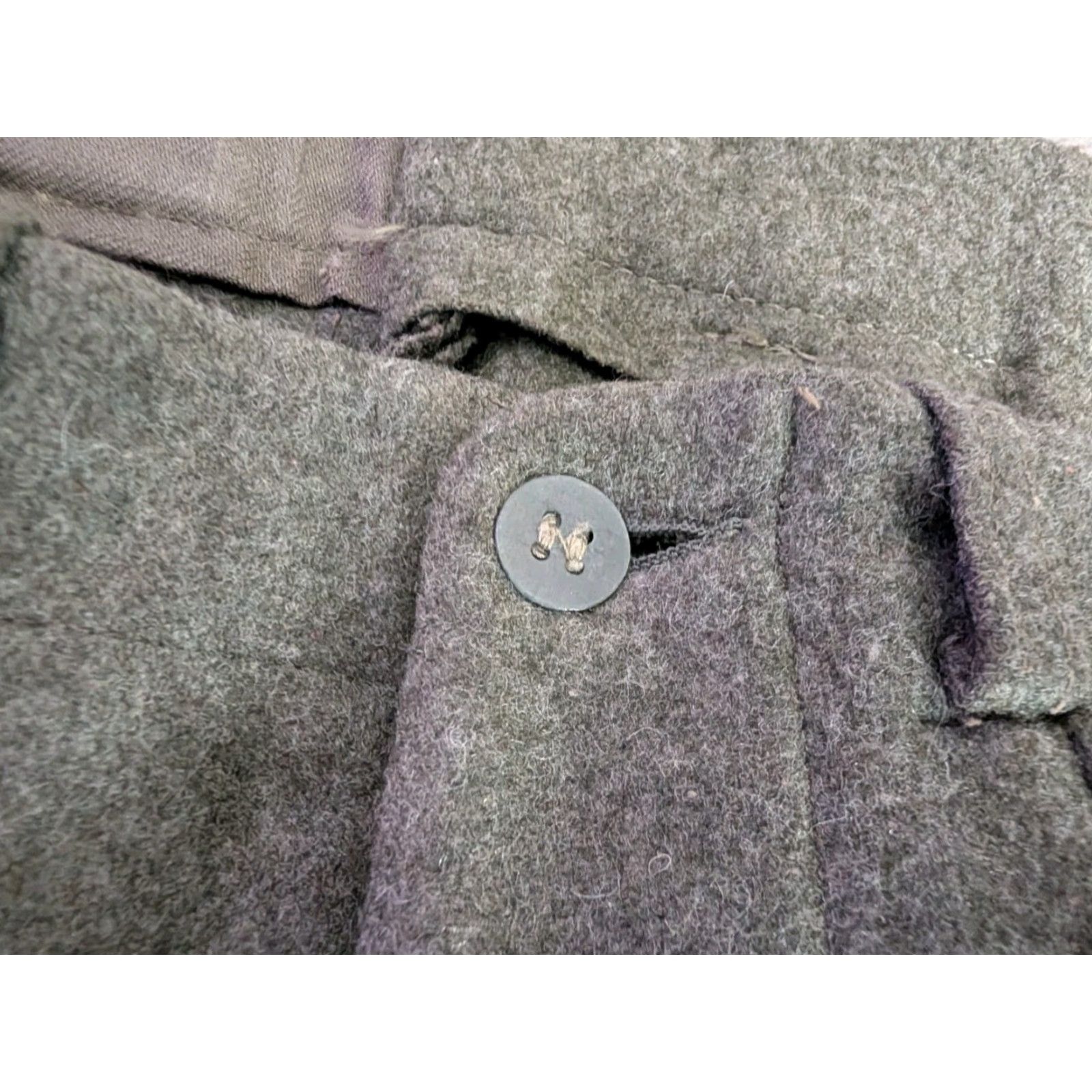 Vintage VINTAGE Swedish Crown WWII Wool Army Cargo Pants 36x28 Mens Green 1940s 40s Trousers Military Cargo Size US 36 / EU 52 - 7 Thumbnail