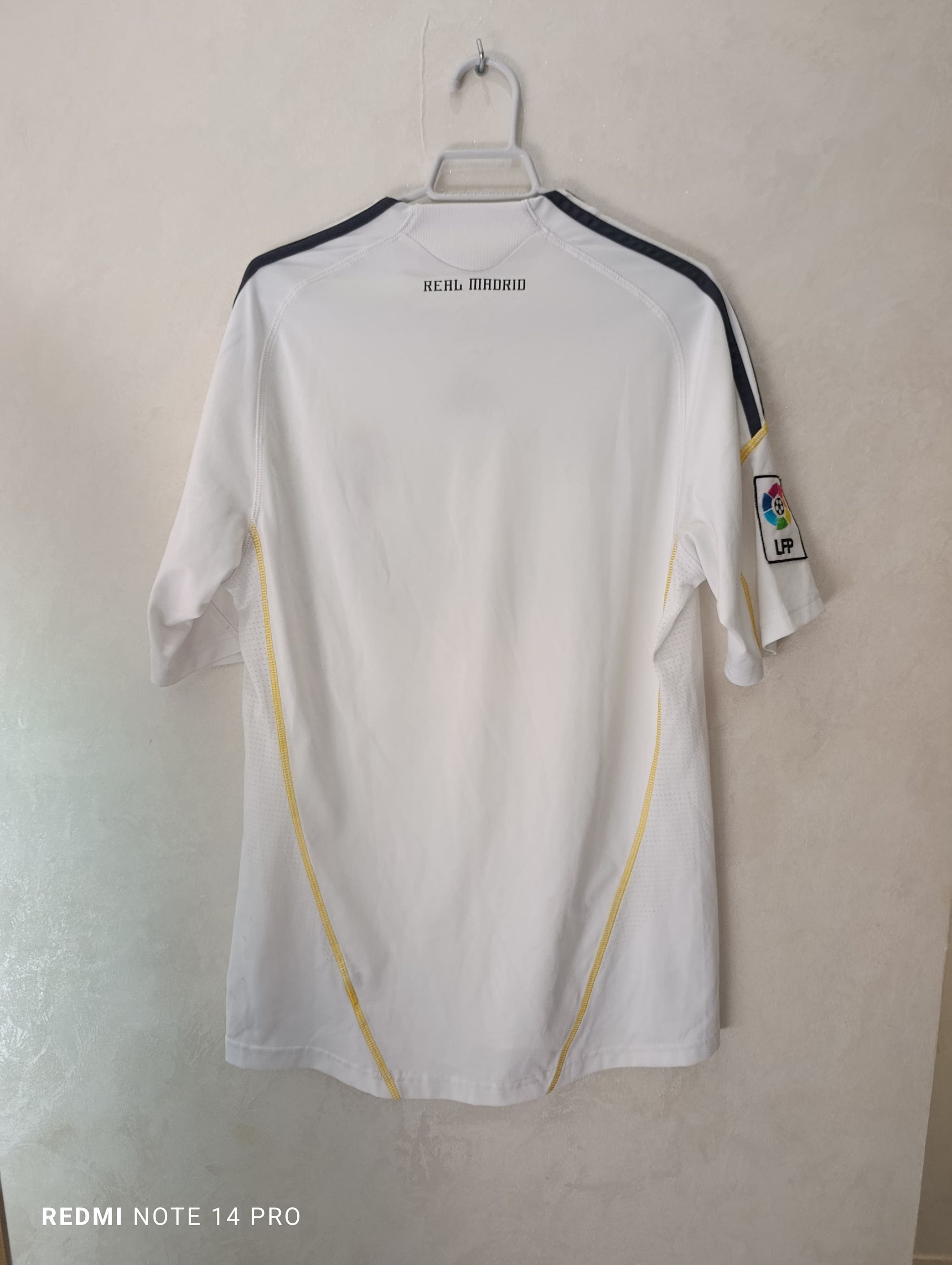 Adidas Iconic Rare Real Madrid 2009 Home Vintage Shirt Adidas M Size US M / EU 48-50 / 2 - 2 Thumbnail