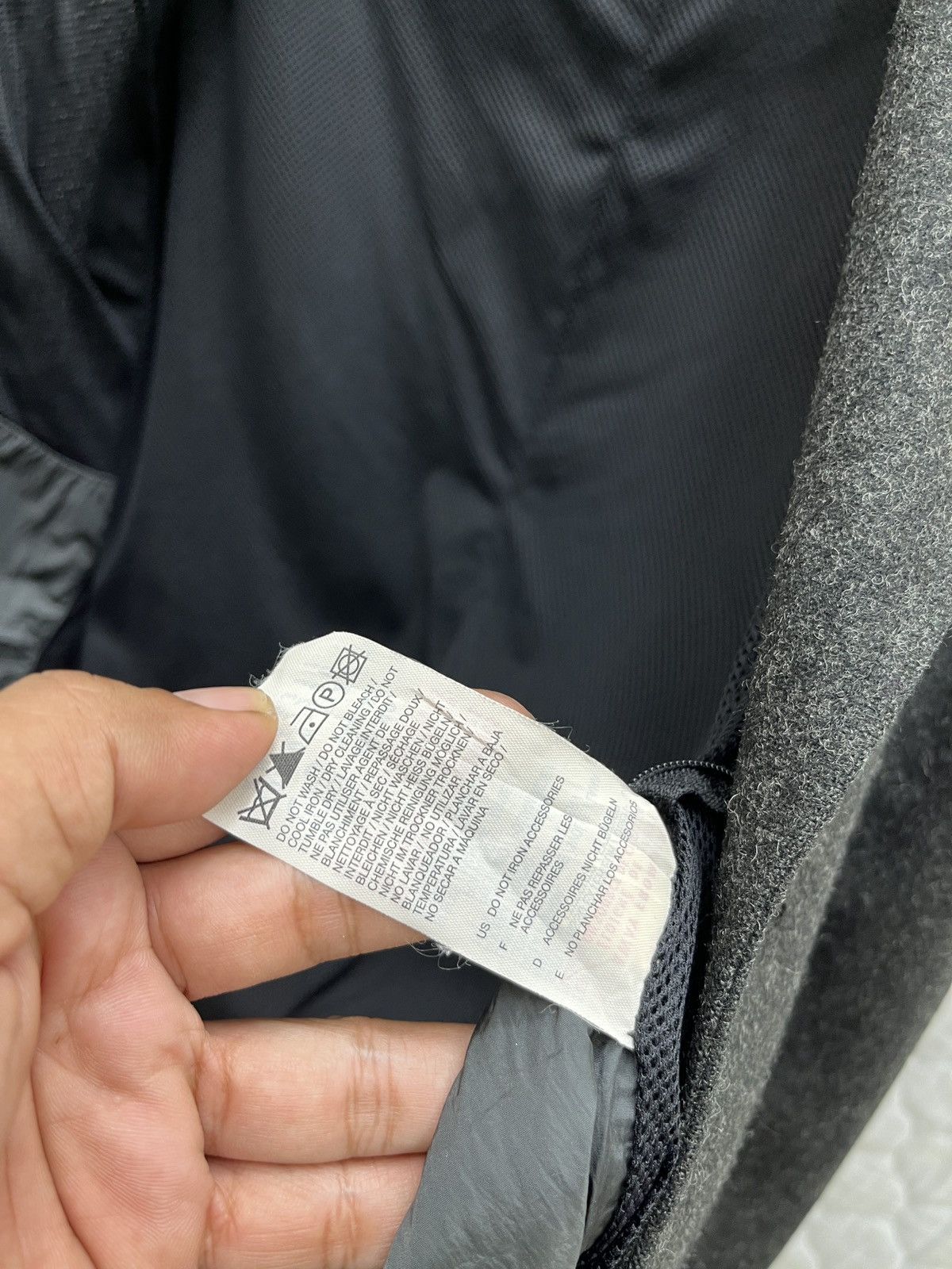 Neil Barrett 🔥🔥🔥STEALS 96 HOURS NEIL BARRETT FOR PUMA COAT Size L / US 10 / IT 46 - 11 Thumbnail