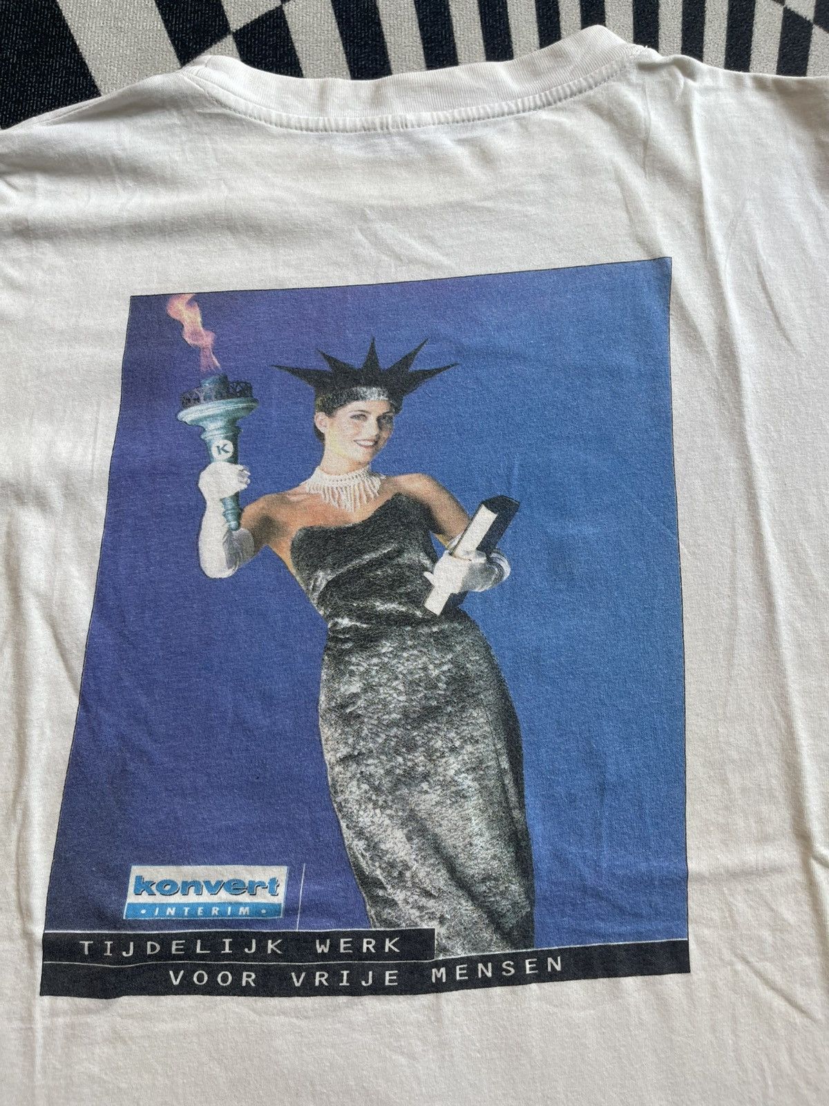 Vintage Vtg90s Konvert Interim "Feel Free" Liberty Tee Belgian Promo Size US XL / EU 56 / 4 - 4 Thumbnail