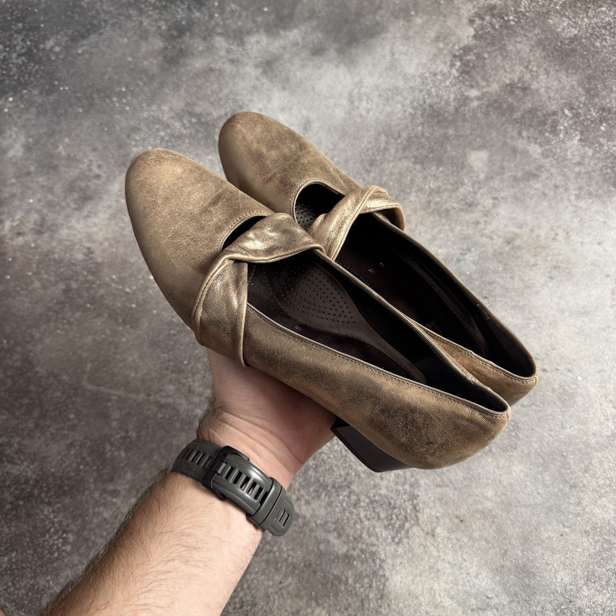 If Six Was Nine Avant Garde Vintage Real Faded Leather Heel Flat Boots Size US 9 / IT 39 - 11 Thumbnail