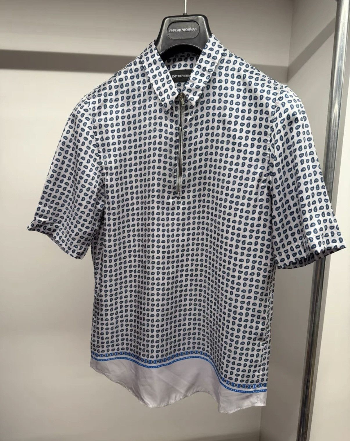 Emporio Armani Emporio Armani Men's Silk T-Shirt Size US M / EU 48-50 / 2 - 1 Thumbnail