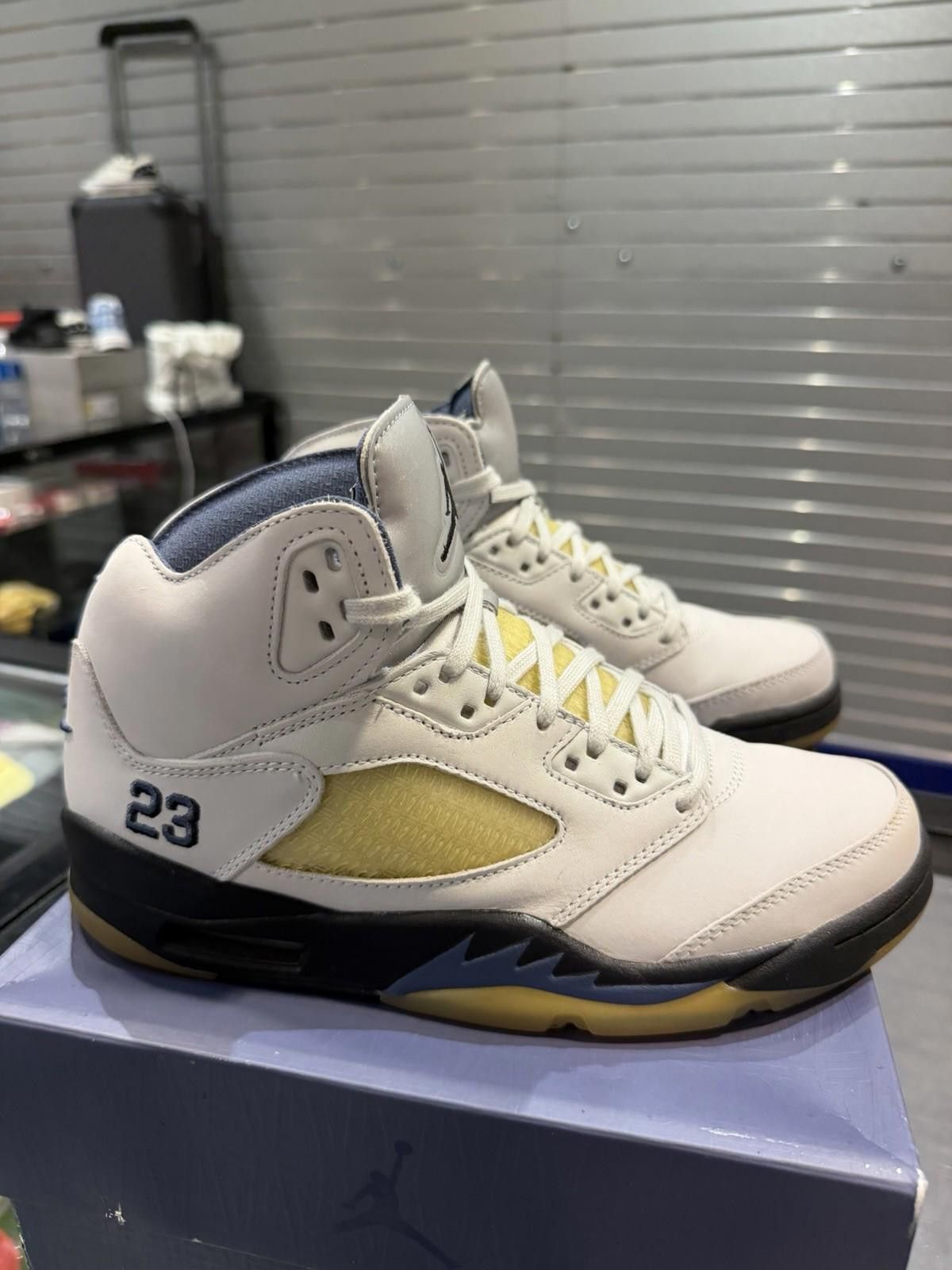 Jordan Brand Jordan 5 Retro A Ma Maniere Dawn (W) Size 10W/8.5M Size US 10 / IT 40 - 3 Thumbnail