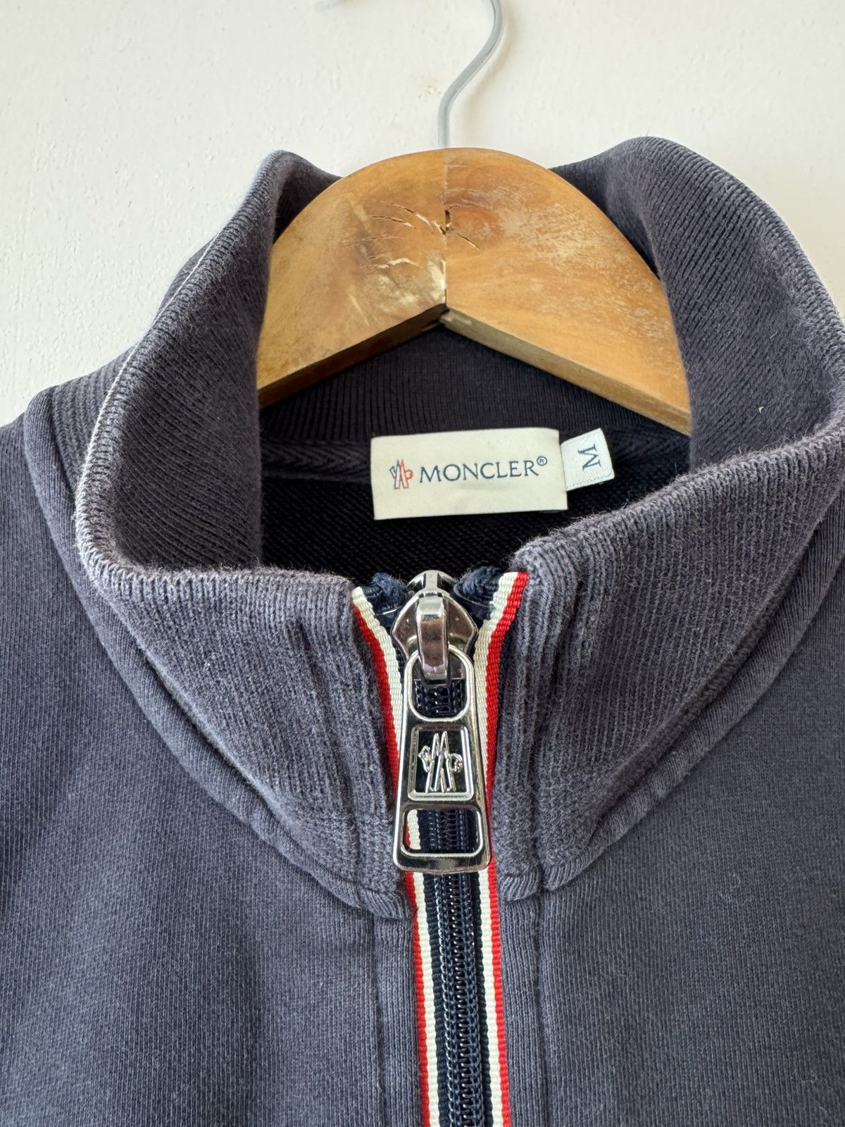 Moncler Moncler Maglia Cardigan Patch Logo Full Zip Sweatshirt Rare Size US M / EU 48-50 / 2 - 11 Thumbnail