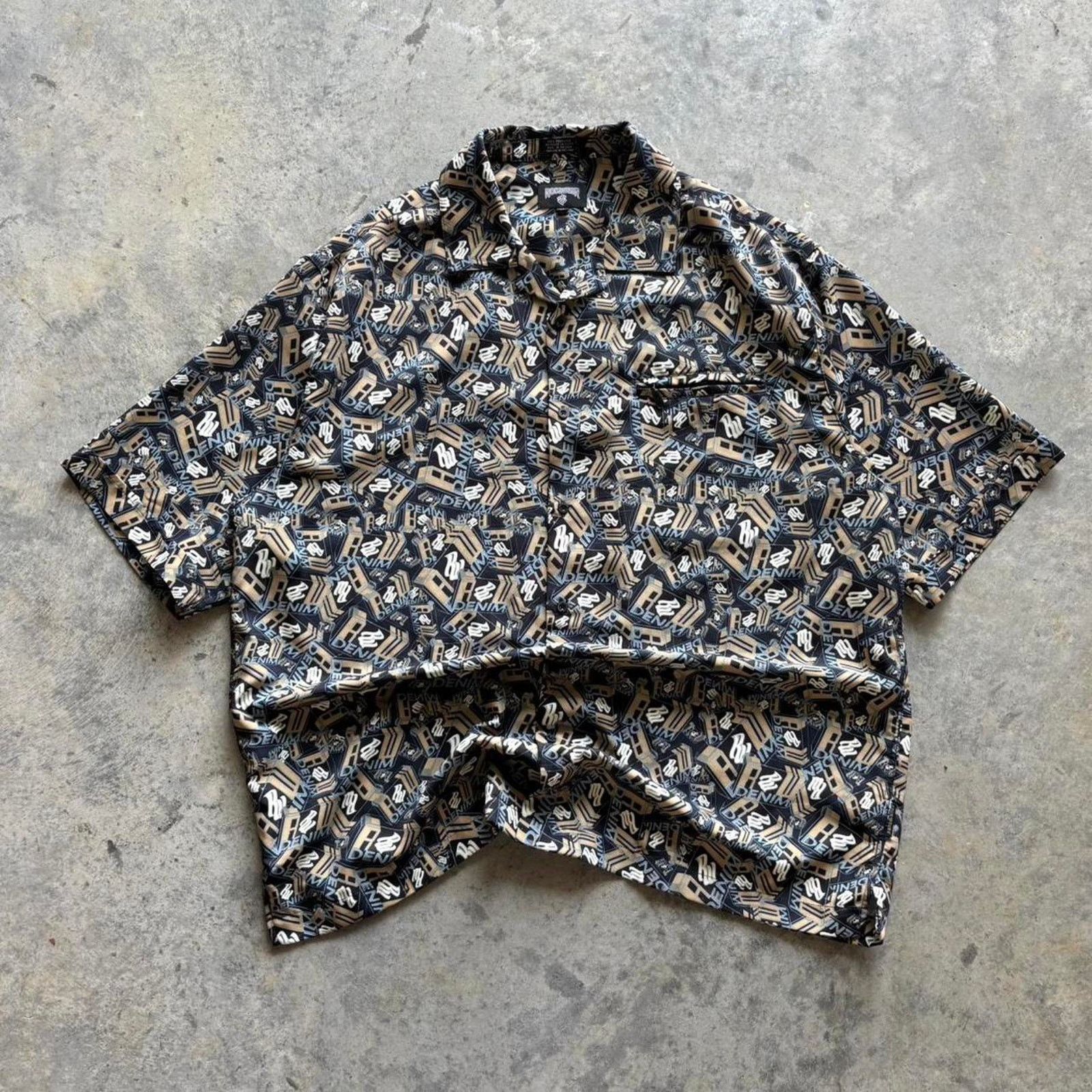 JNCO × Japanese Brand × Rocawear Vintage Y2K RocaWear Baggy Aop Button Up Shirt Size US XL / EU 56 / 4 - 1 Thumbnail