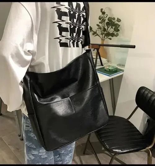 Japanese Brand Fashion y2k pu leather shoulder messenger bag vintage Size ONE SIZE - 2 Thumbnail