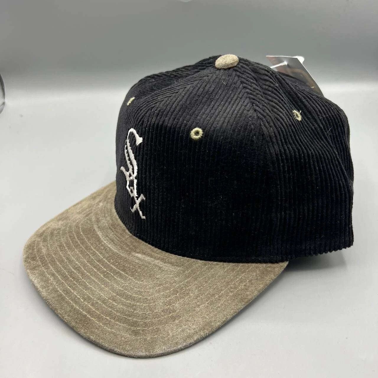 Twins Enterprise Inc. × Vintage Chicago White Sox Hat Men Corduroy Strap Back Cap New Size ONE SIZE - 5 Thumbnail
