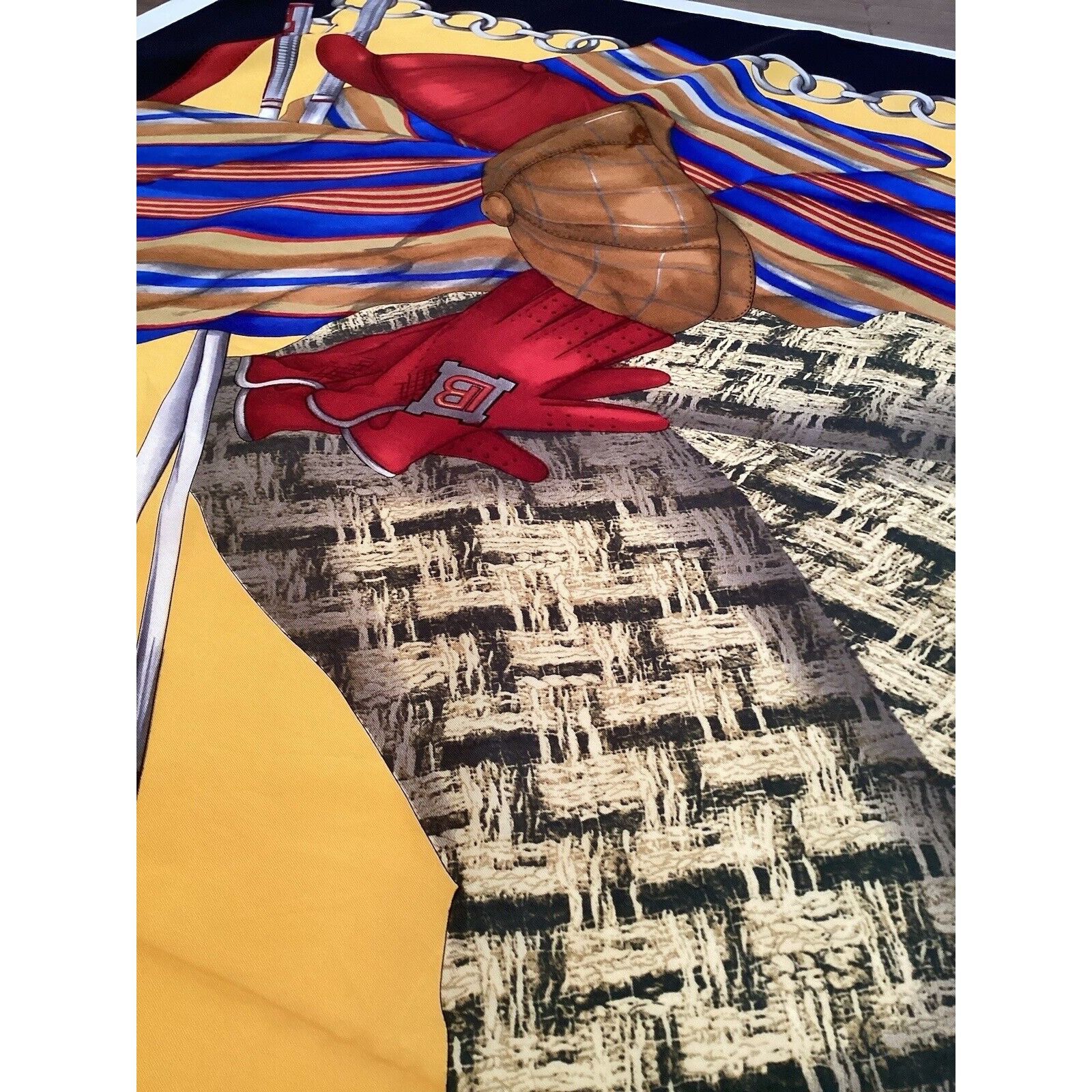 Laura Biagiotti LAURA BIAGIOTTI Yellow Golf Print Silk Scarf Made In Italy Size ONE SIZE - 9 Thumbnail