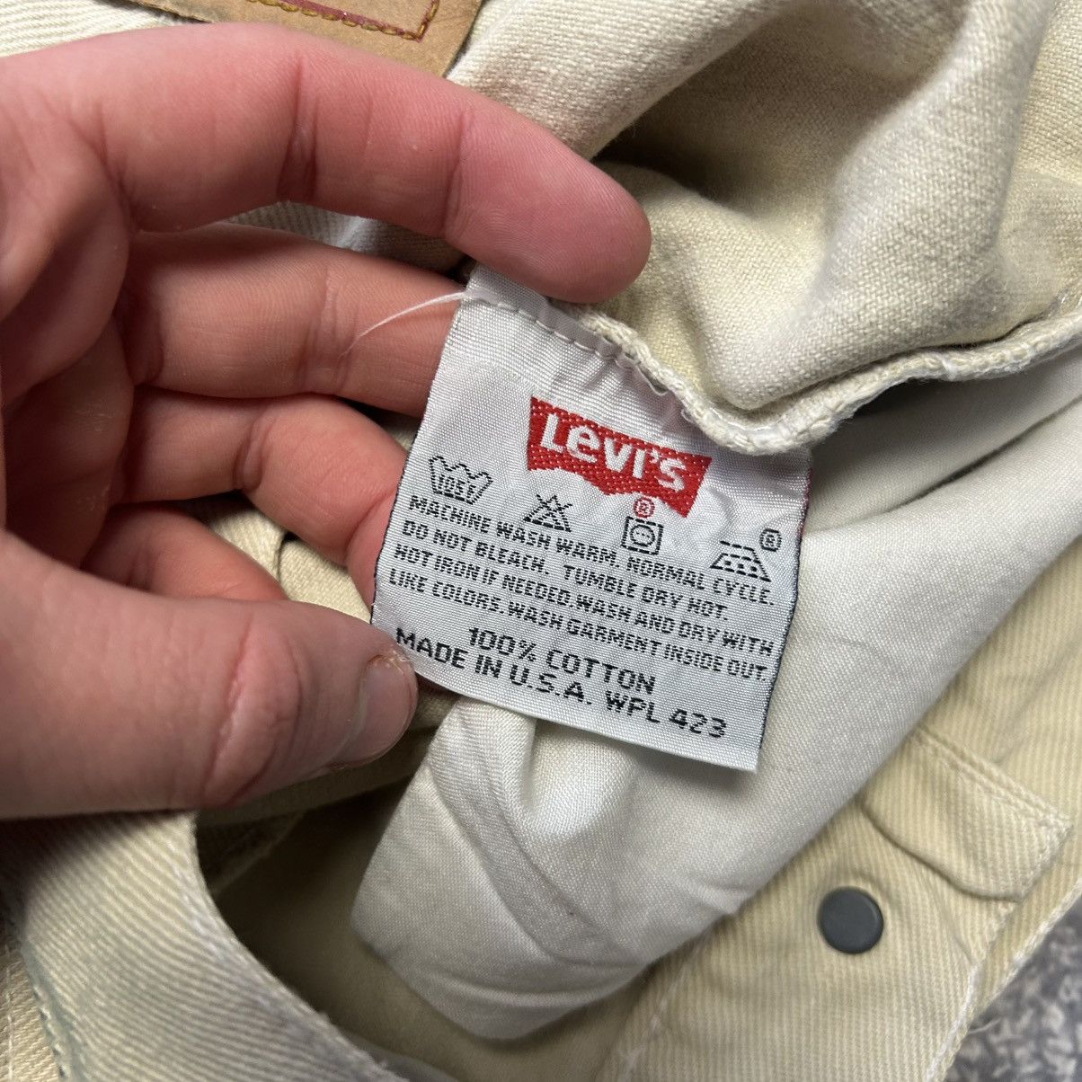 Levi's Vintage Clothing Vintage Levis 501xx Made In USA baggy Beige denim jeans Size US 34 / EU 50 - 14 Thumbnail