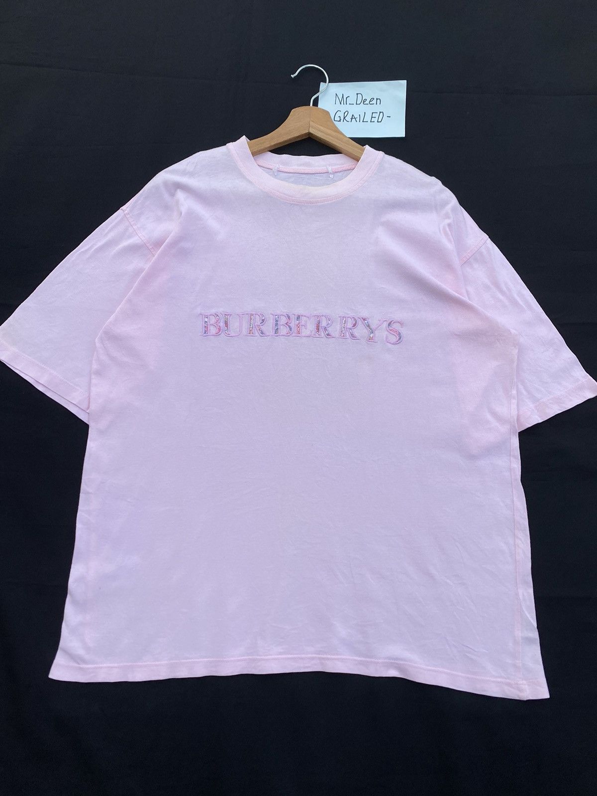 Vintage Rare Vintage 90s Burberry Embossed Tshirt Size US L / EU 52-54 / 3 - 5 Thumbnail
