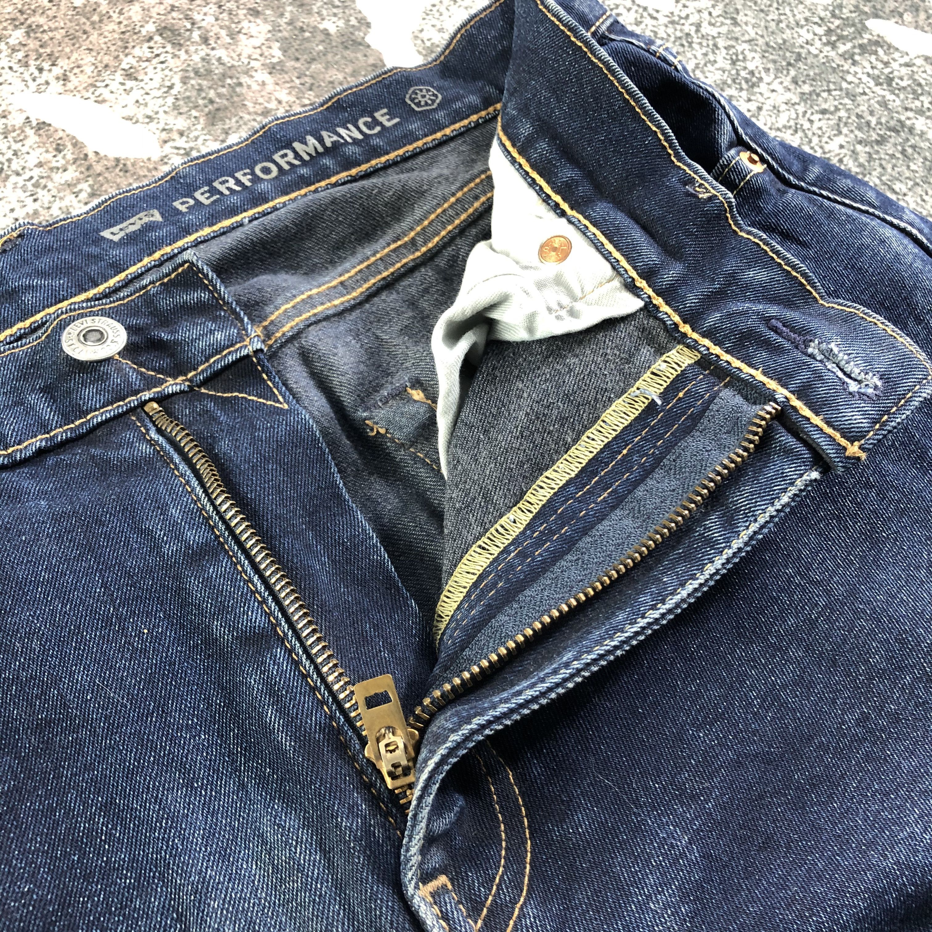 Levi's Levis 502 Jeans Distresed Denim KJ2201 Size US 33 - 10 Thumbnail