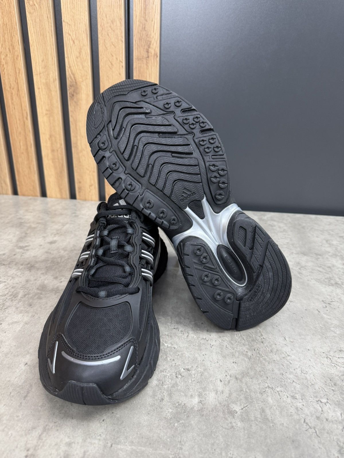 Adidas Adidas Adistar XLG 2.0 Black/Silver Sneakers Size US 11 Size US 11 / EU 44 - 9 Thumbnail