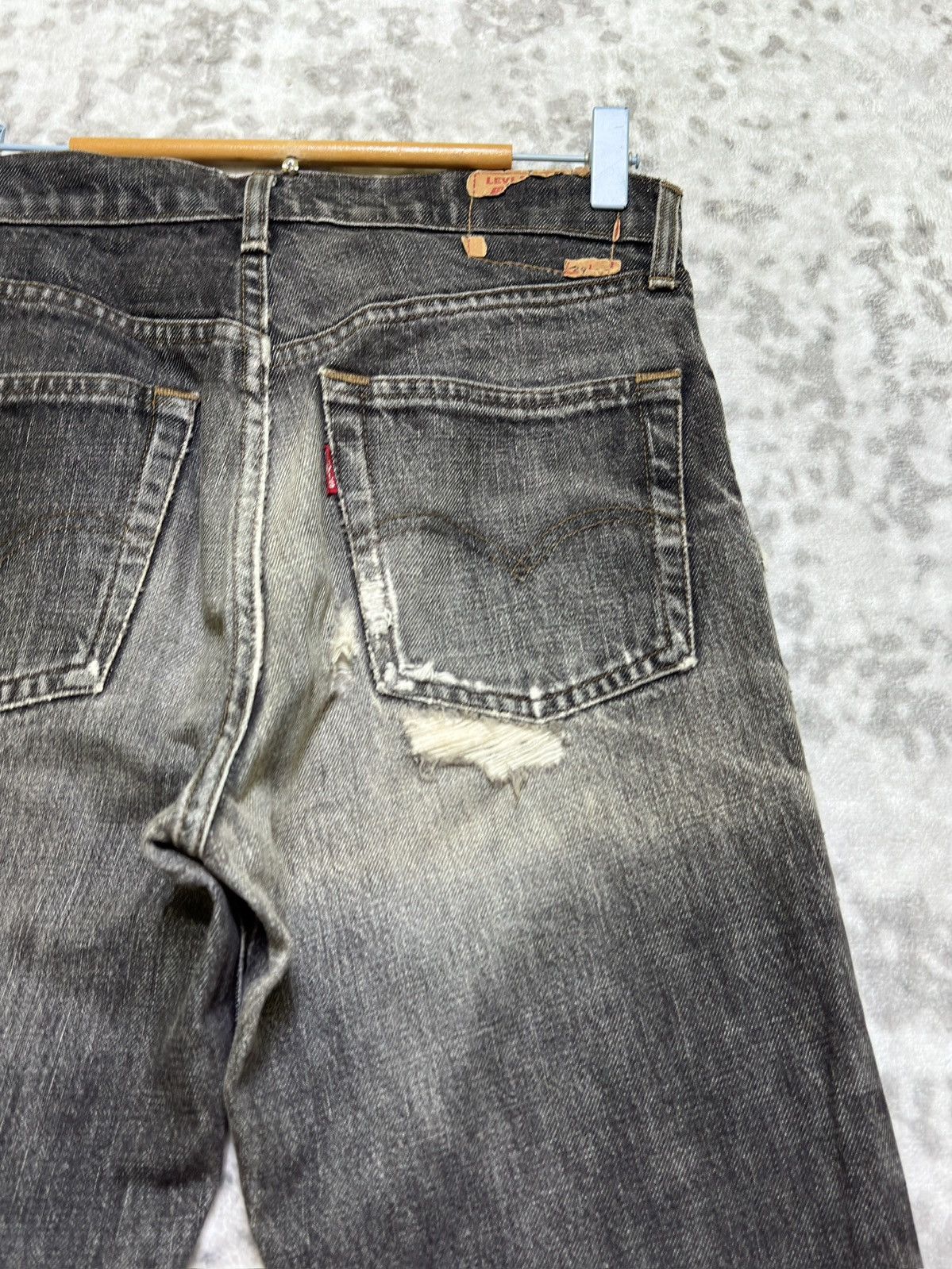 Levi's Vintage Levi’s 603 Acid Wash Distressed Tapered Leg Jeans Size US 28 / EU 44 - 14 Thumbnail