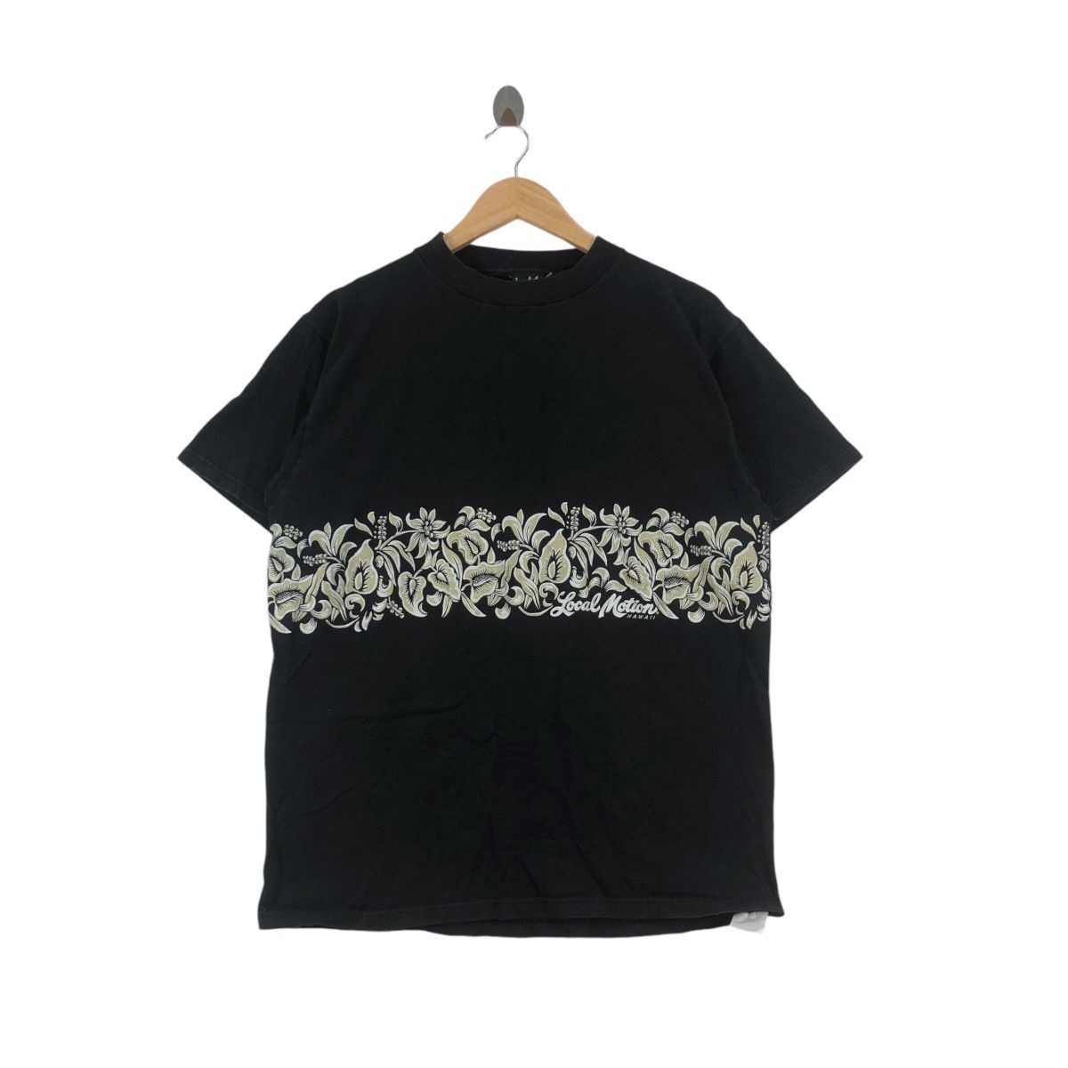 Vintage Vintage 90’ LOCAL MOTION HAWAII Hibiscus Flower Tee Shirt Size US L / EU 52-54 / 3 - 1 Thumbnail