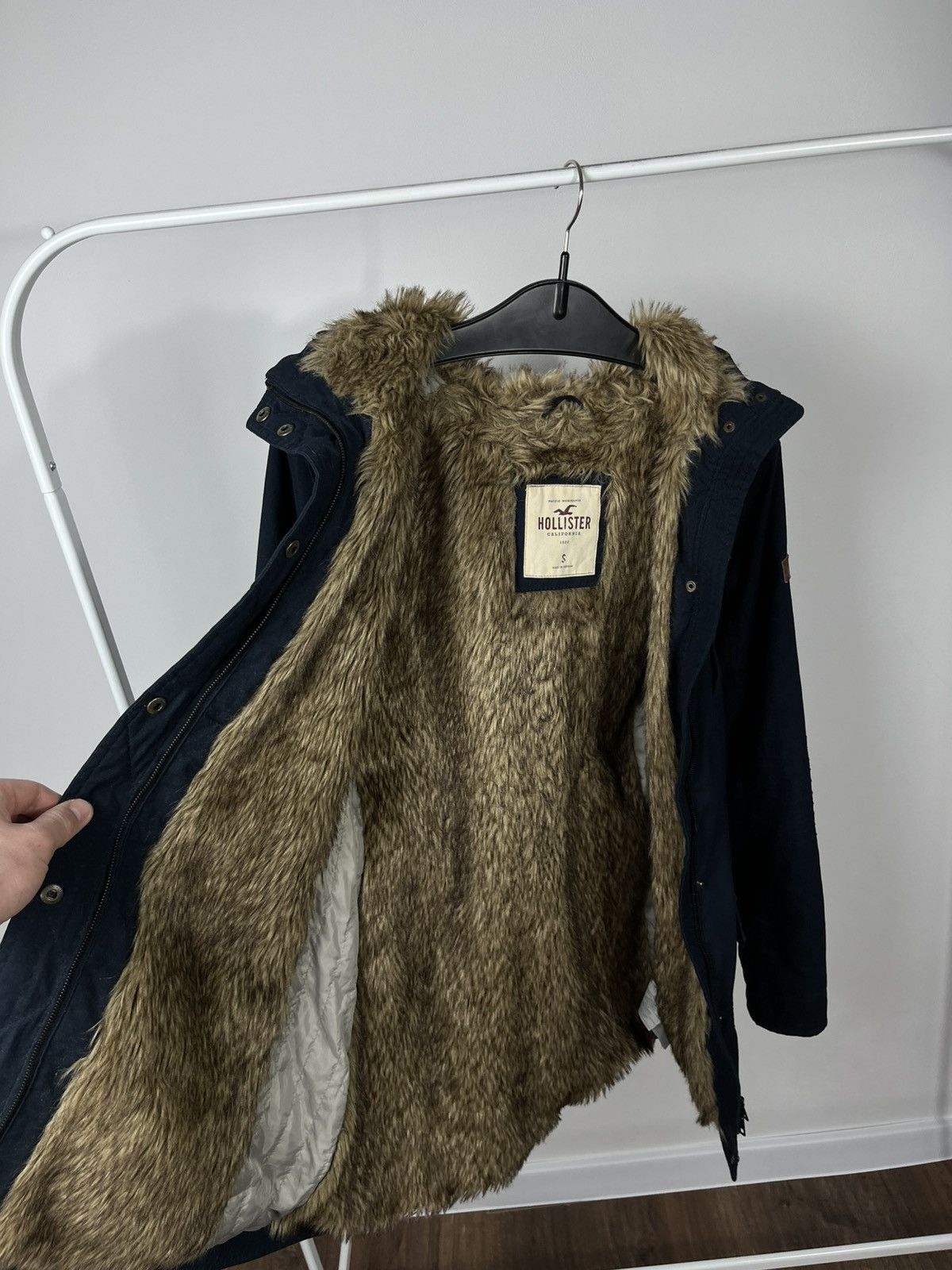 Hollister Hollister Faux Fur Lined Parka Jacket Navy Blue Size S Size S / US 4 / IT 40 - 5 Thumbnail