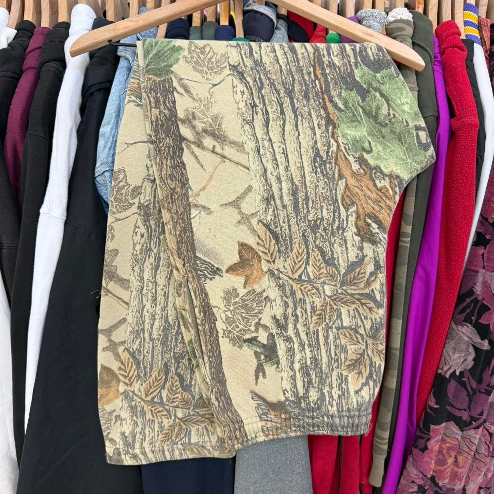 Other Vintage 90s Hunting Camo Baggy Sweatpants Size US 34 / EU 50 - 1 Thumbnail