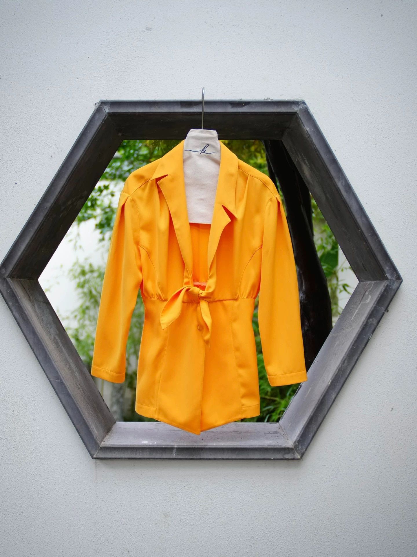 Thierry Mugler Thierry Mugler Vintage Orange Asymmetric Knot Blazer Size M / US 6-8 / IT 42-44 - 1 Thumbnail