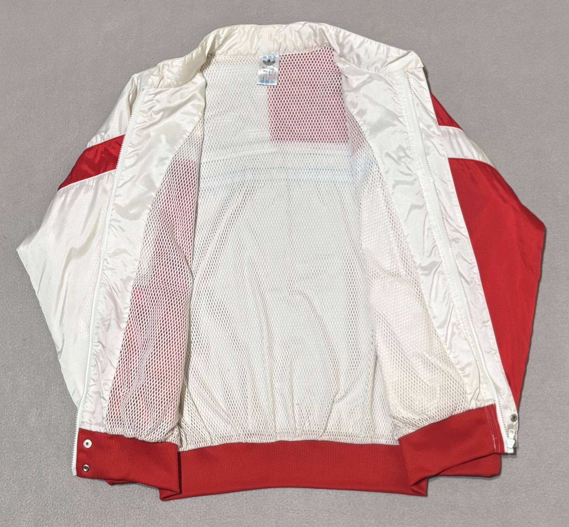 Adidas Adidas Originals vintage 90s white red jacket size. XL Size US XL / EU 56 / 4 - 14 Thumbnail