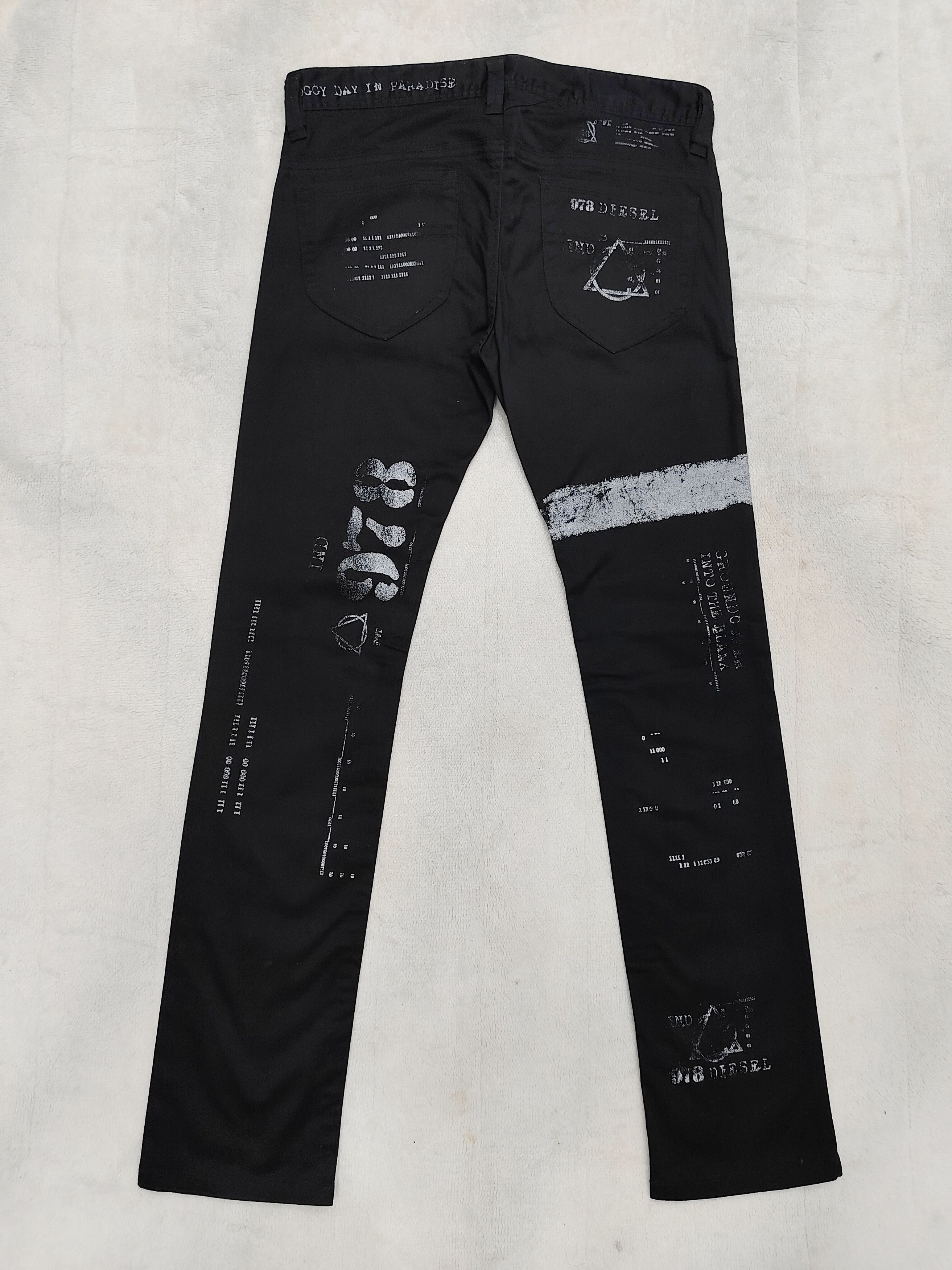 Diesel Diesel🔥Tech Industrial Punk Graphic Print Jeans Size US 30 / EU 46 - 4 Thumbnail