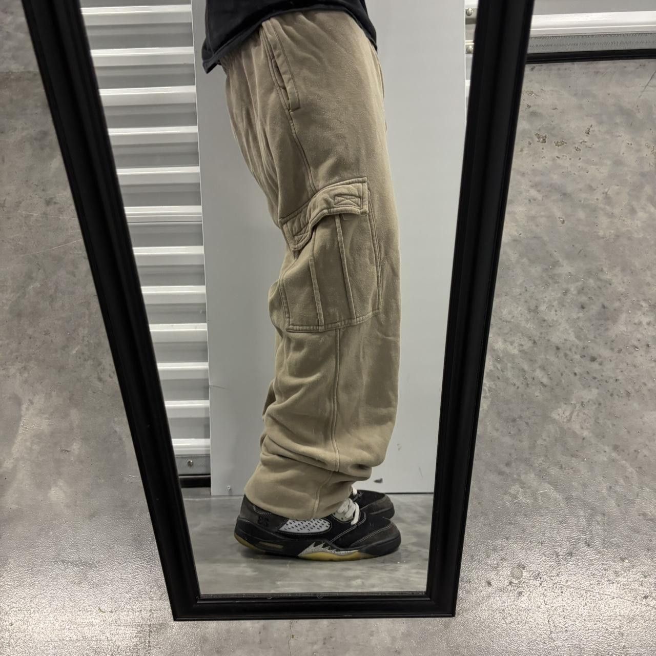 Japanese Brand × Vintage Crazy Vintage Y2K/2000s Baggy Cream Skater Essential Cargo Sweatpants! Size US 32 / EU 48 - 2 Thumbnail