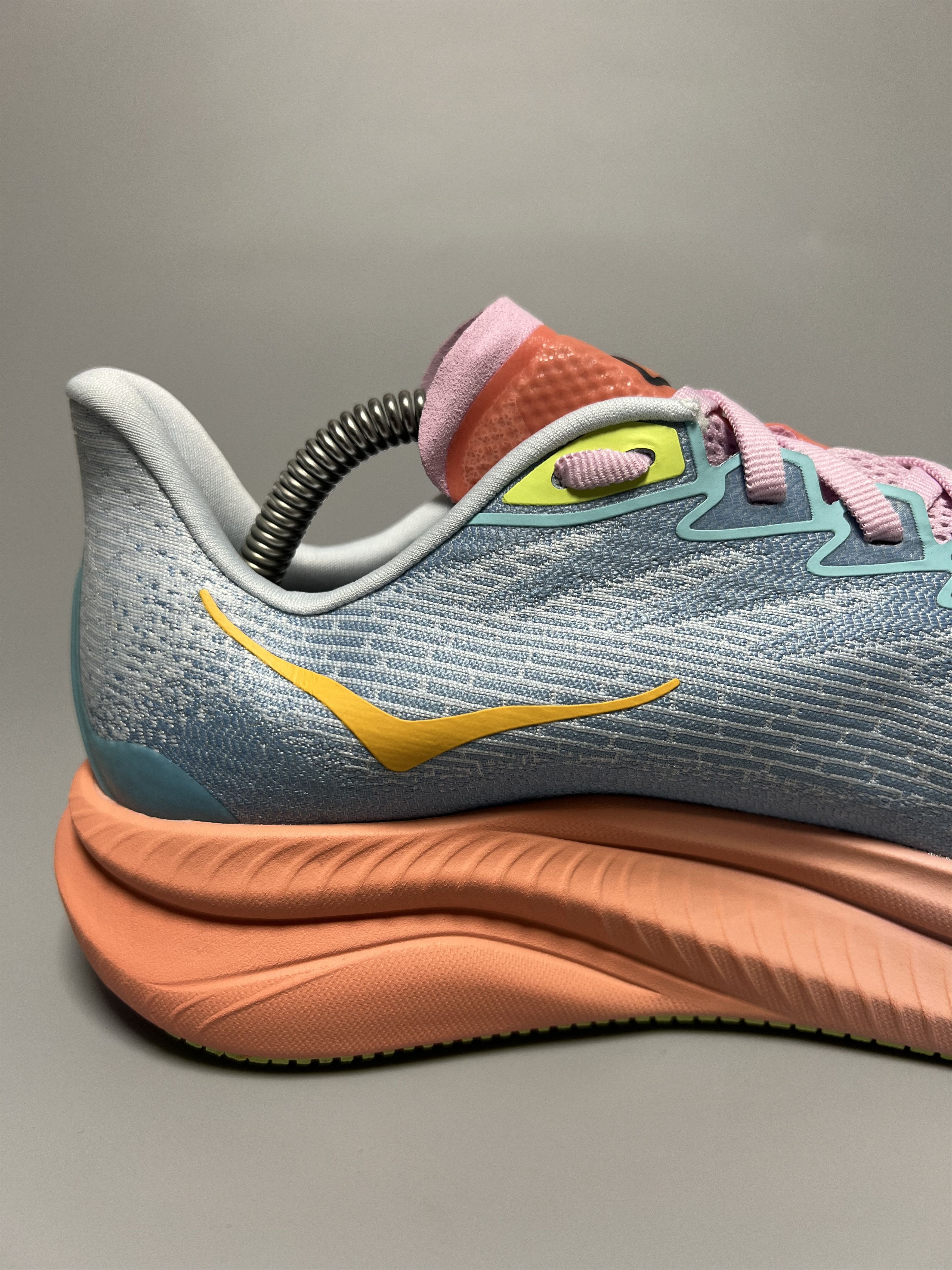 Hoka Hoka One One Mach 6 Women's Running Shoes 1147810-ISK Size US 8.5 / IT 38.5 - 6 Thumbnail