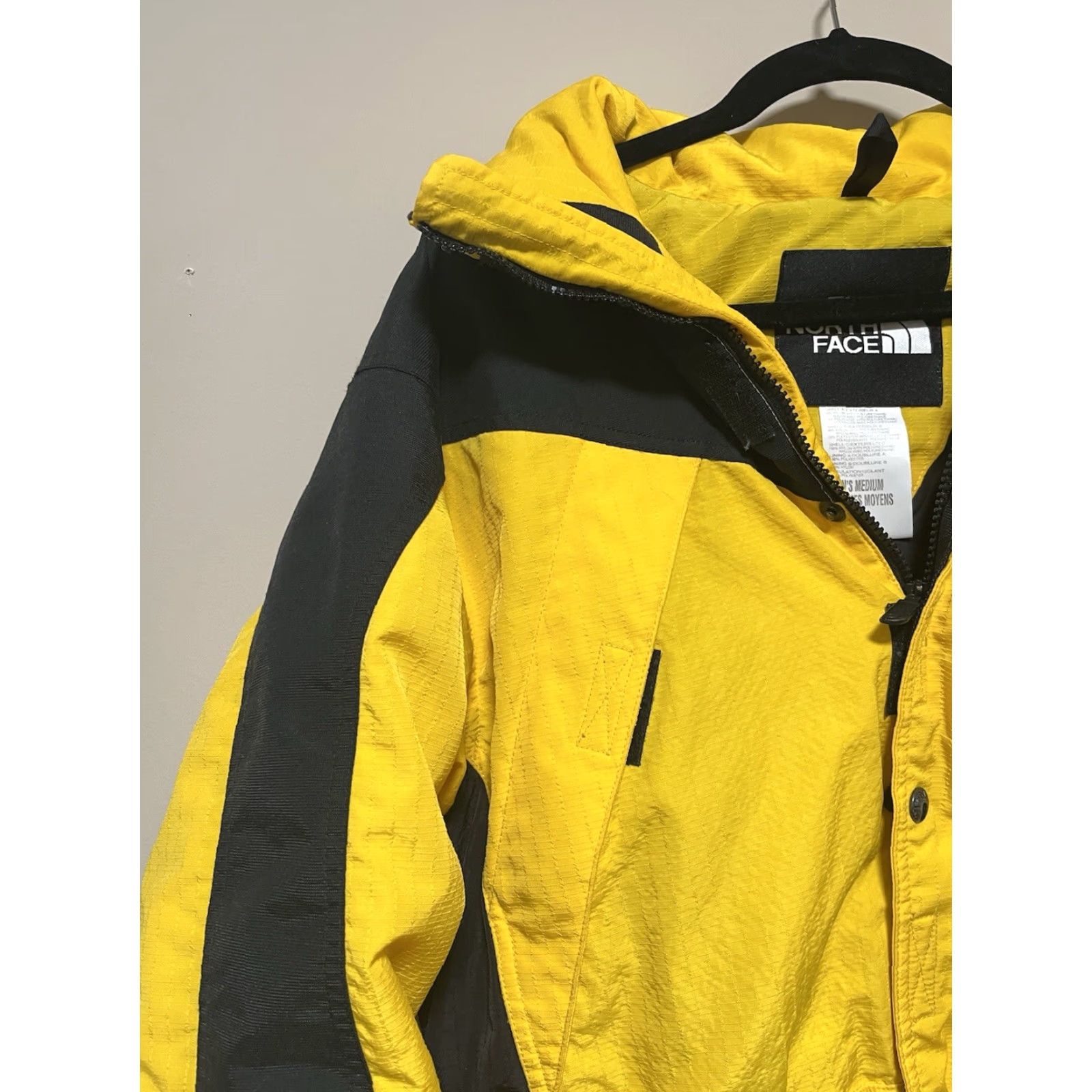 The North Face VINTAGE The North Face Jacket Mens M Yellow Parka 90s Hooded Full Zip Winter Size US M / EU 48-50 / 2 - 4 Thumbnail
