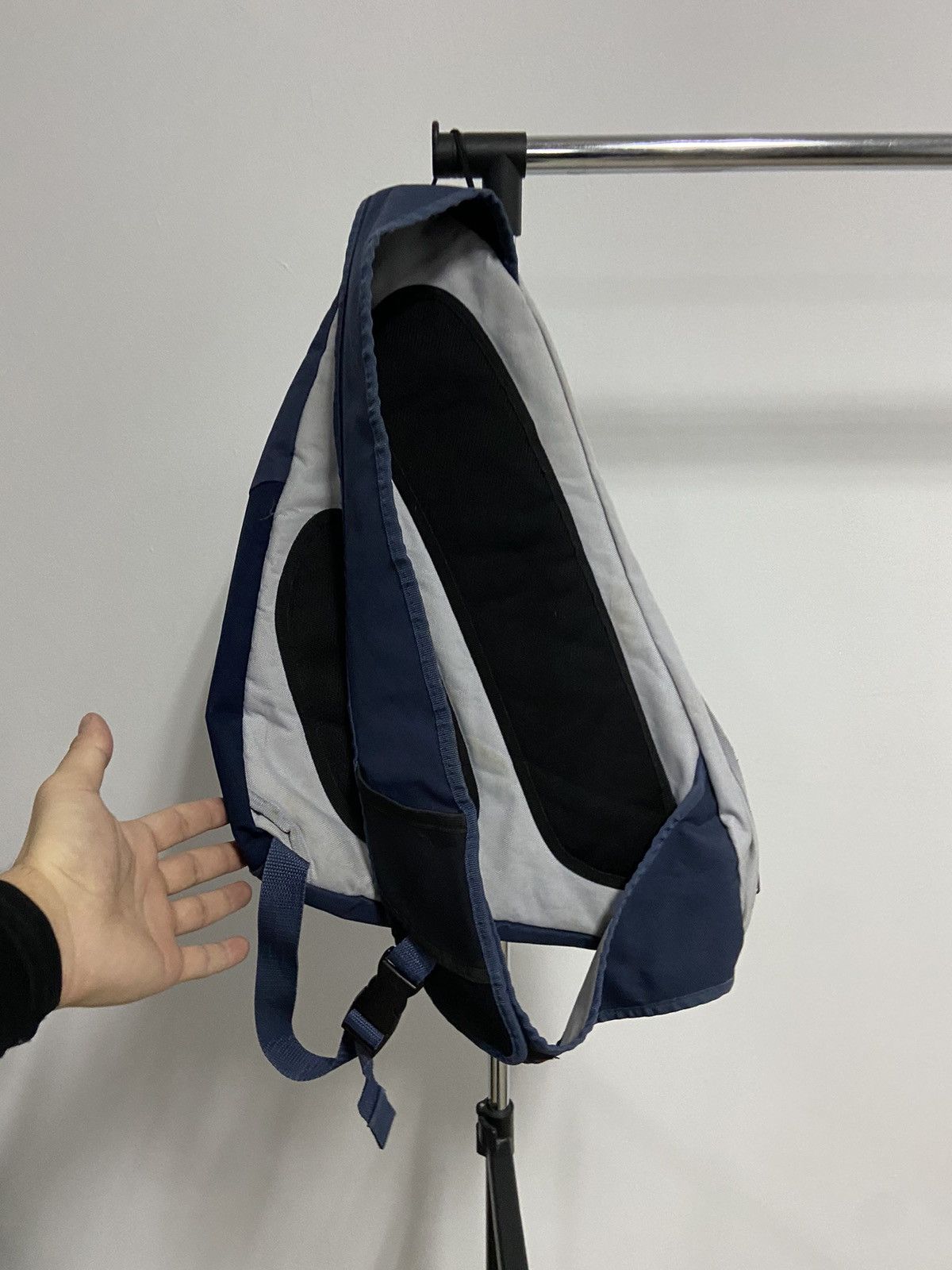 Nike × Vintage Nike Shoulder sling Bag Vintage Grid Sport Style Y2K Size ONE SIZE - 4 Thumbnail