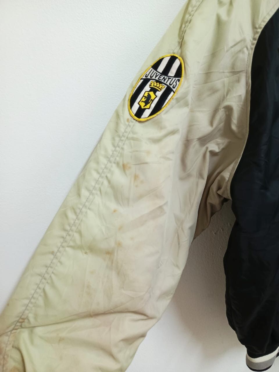 Kappa RARE VINTAGE 1995/97 JUVENTUS FC BOMBER/VARSITY JACKET Size US M / EU 48-50 / 2 - 5 Thumbnail
