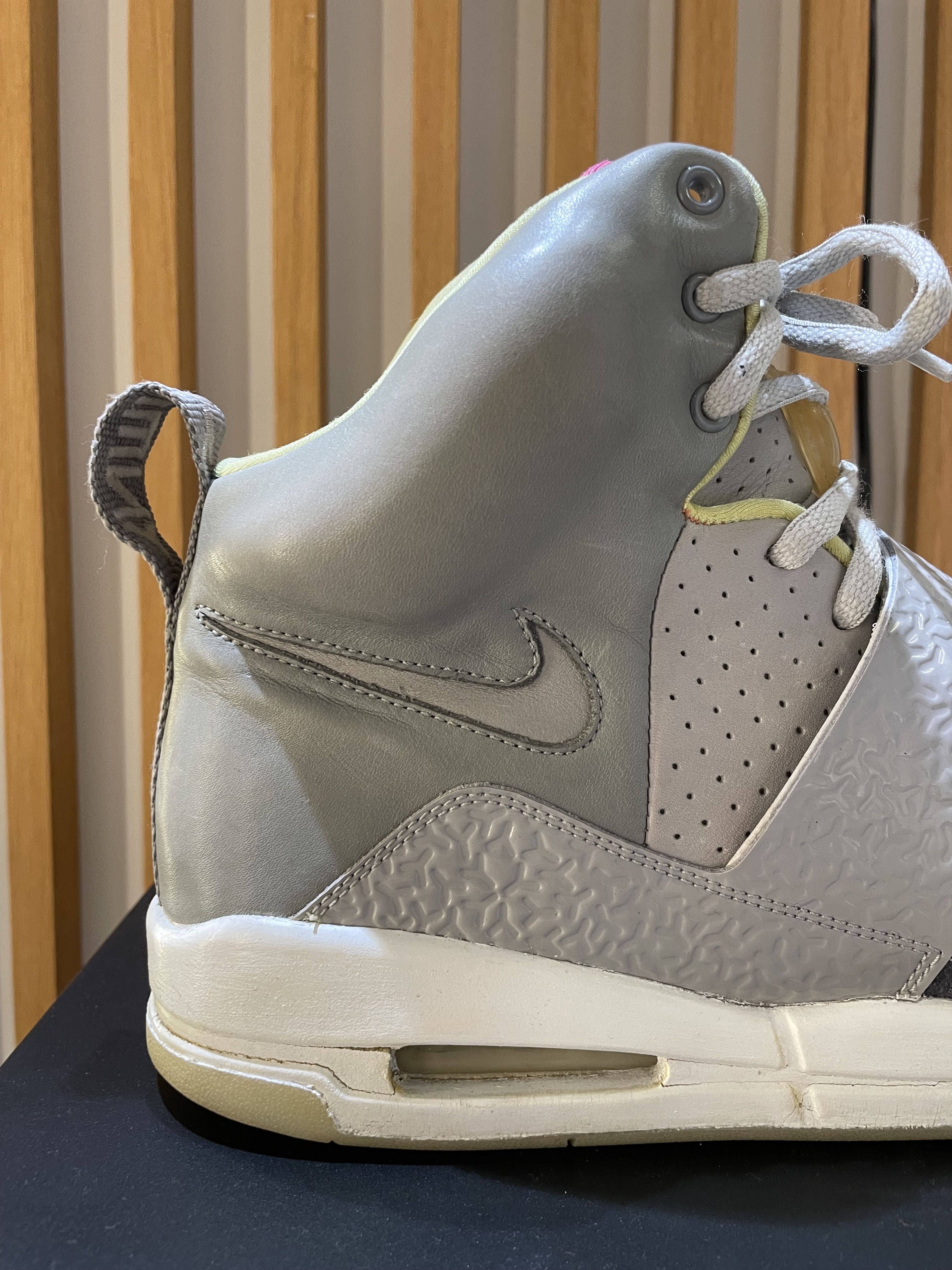 Kanye West × Nike × Yeezy Nike Air Yeezy 1 Zen Grey Size US 10.5 / EU 43-44 - 4 Thumbnail