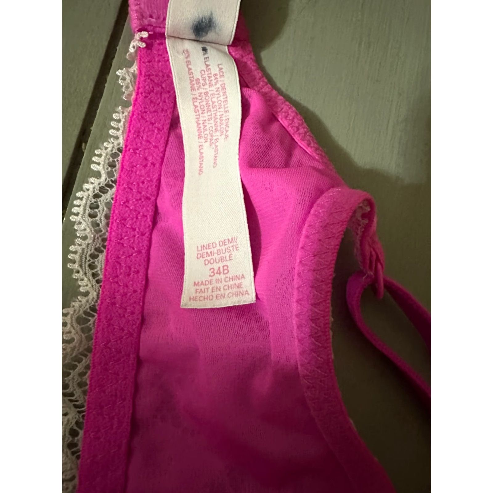 Victoria's Secret Victoria's Secret Dream Angels Bra Lined 34B Pink T-Shirt Bra Underwired Lace Satin Bow Womens Size ONE SIZE - 4 Thumbnail