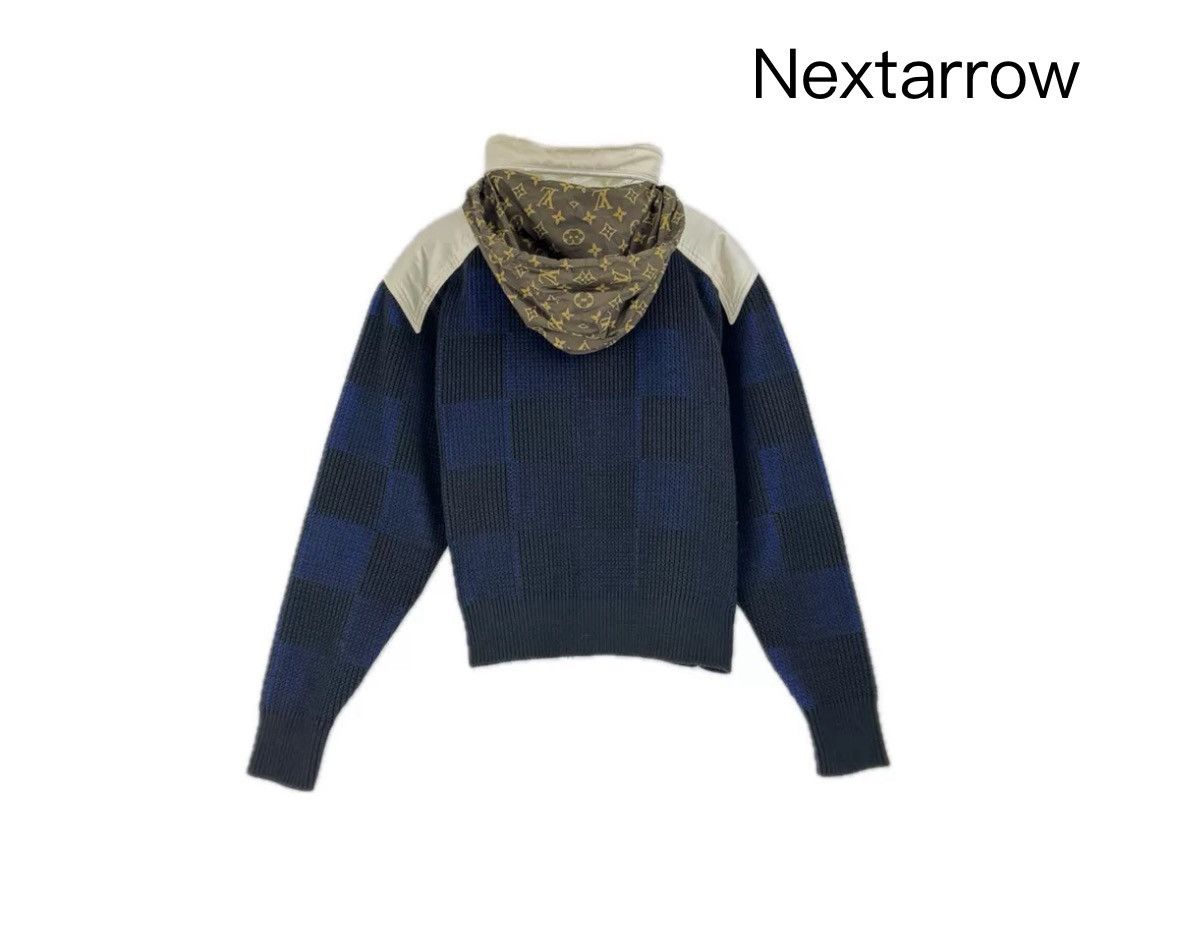 Louis Vuitton Louis Vuitton Blue color block classic wool hooded jacket Size US M / EU 48-50 / 2 - 2 Thumbnail