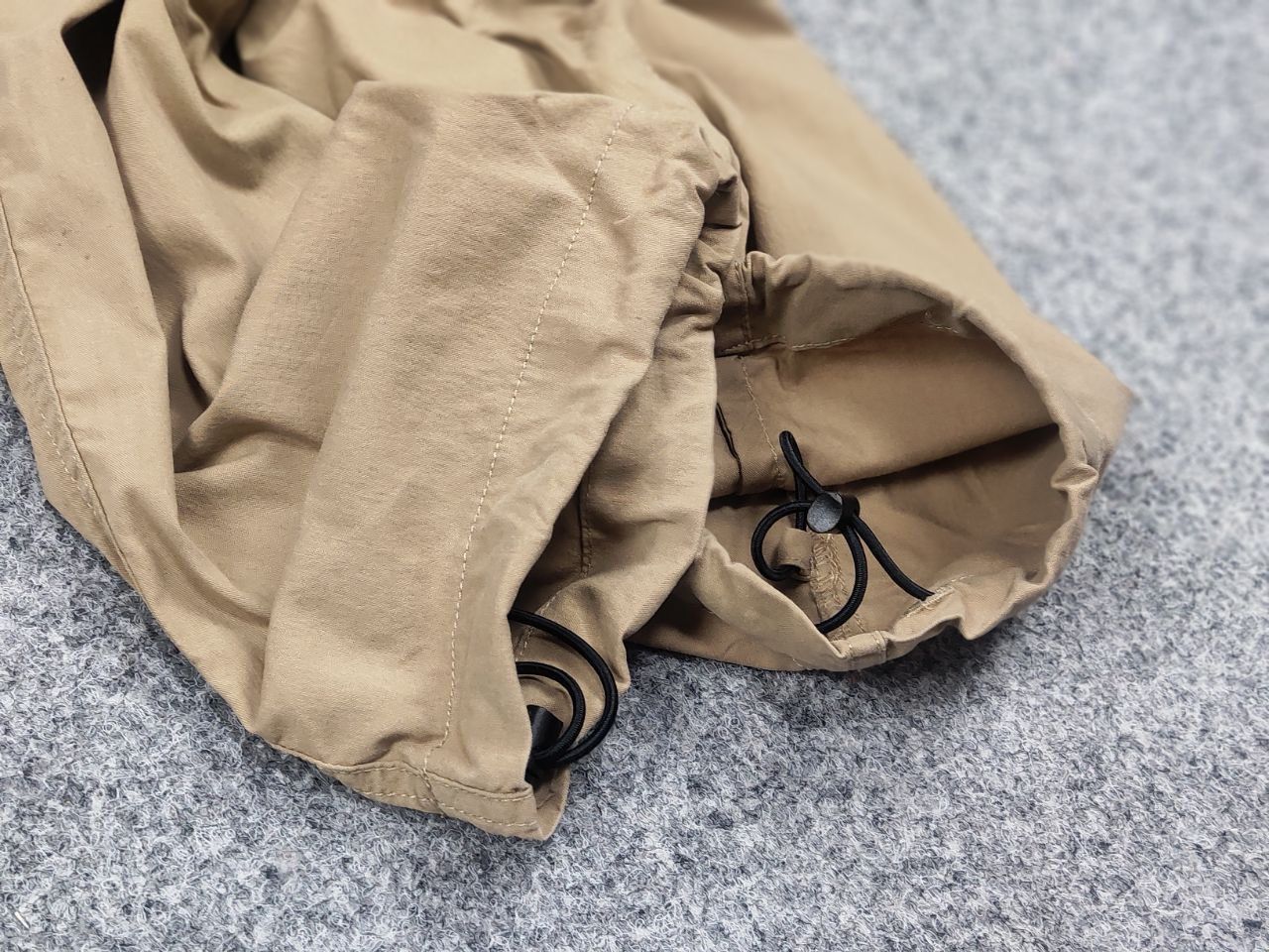 The North Face The North Face Beige Nylon Zip Trouser Pants Vintage Style Size US 34 / EU 50 - 18 Thumbnail