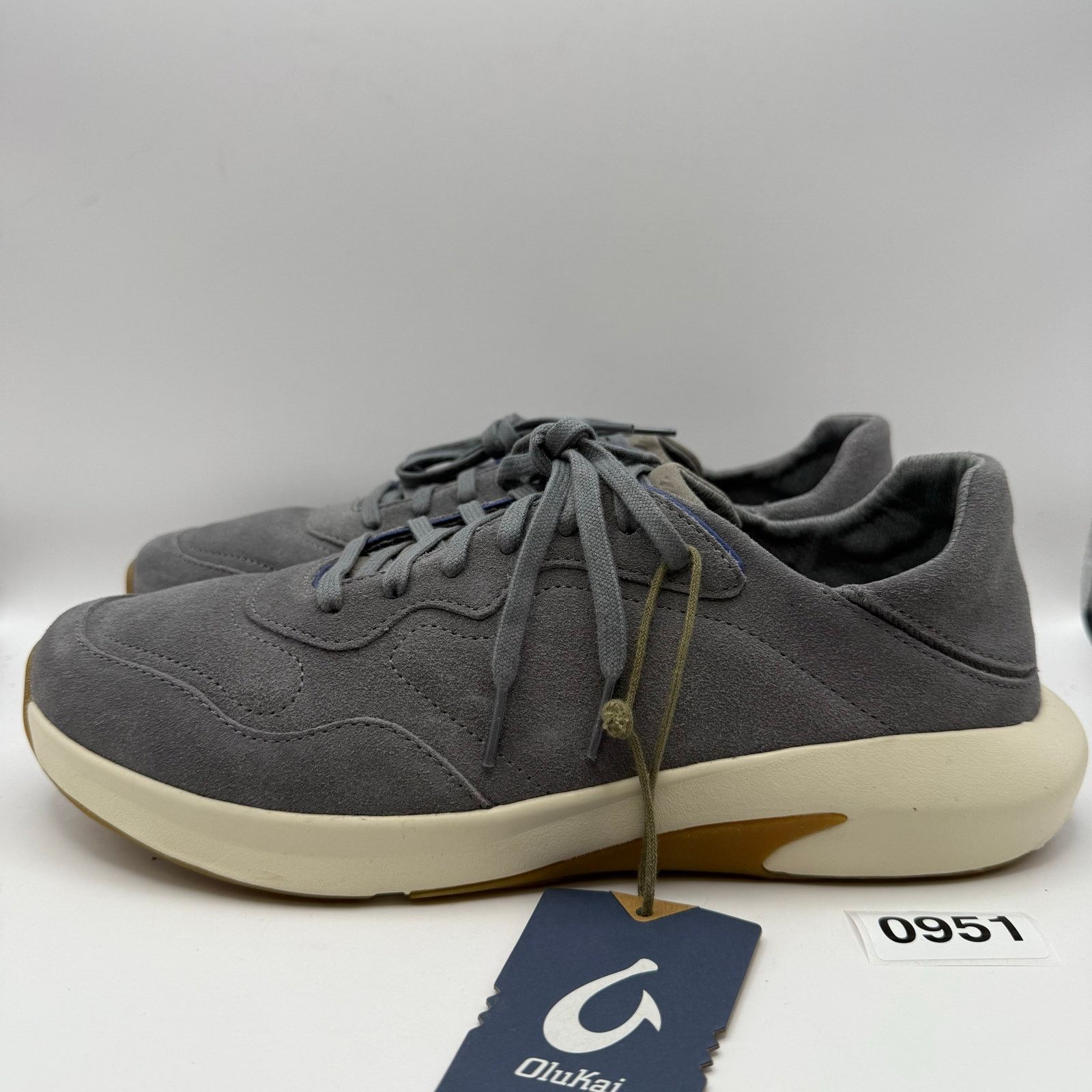 Olukai OLUKAI KOHEO MEN'S 10 GREY SUEDE LEATHER CONVERTIBLE SNEAKER Size US 10 / EU 43 - 4 Thumbnail