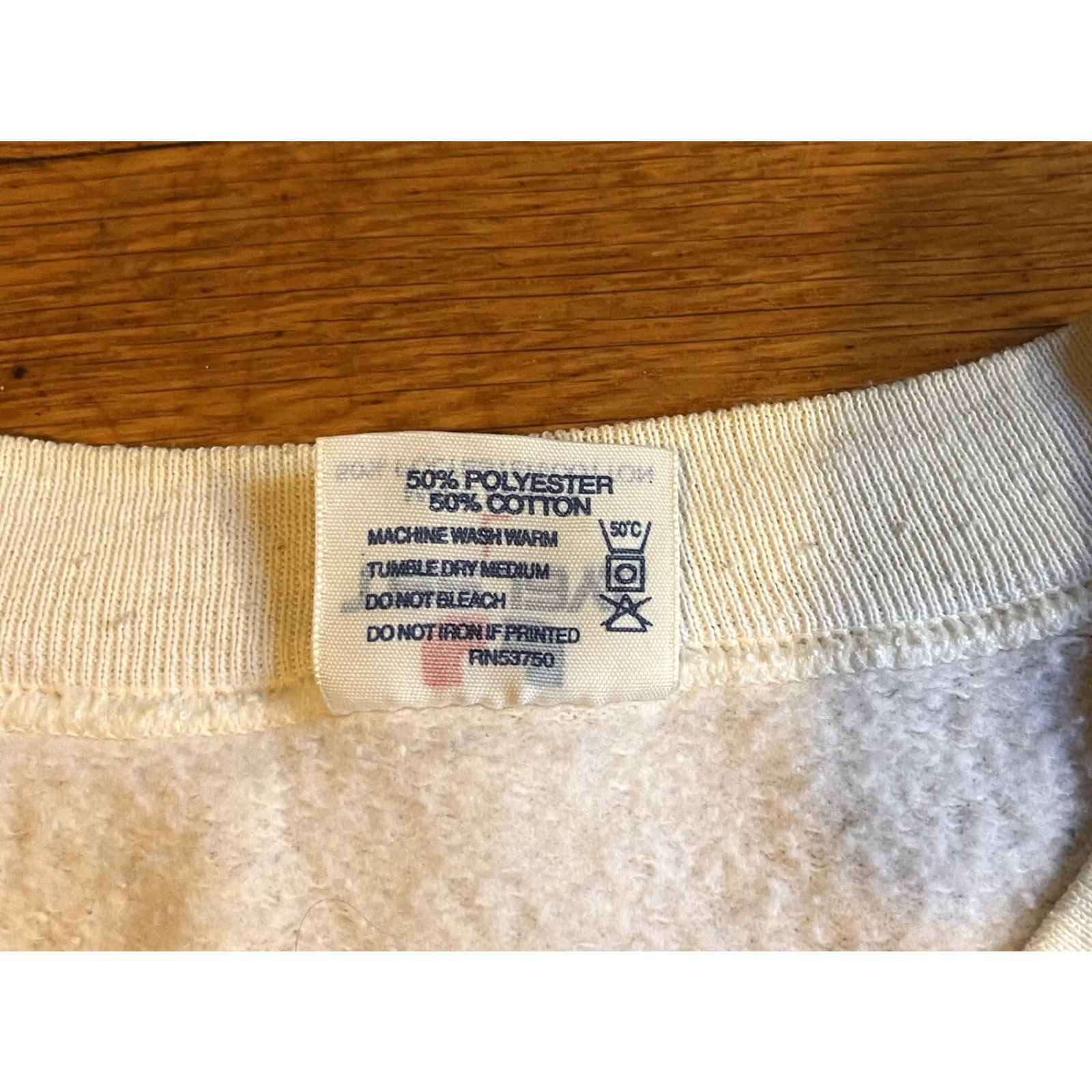 TEE JAYS VINTAGE Offshore Sailing Team Sweatshirt Men’s Large White 1995 Tee Jays Crew Neck Long Sleeve Graphic Print Logo Size US L / EU 52-54 / 3 - 6 Thumbnail