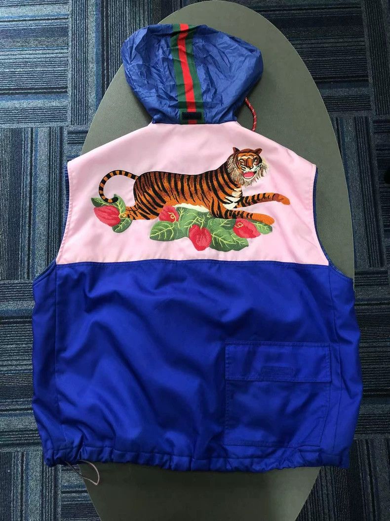 Gucci Gucci Tiger pattern embroidered sleeveless vest jacket 2504 Size US M / EU 48-50 / 2 - 2 Thumbnail