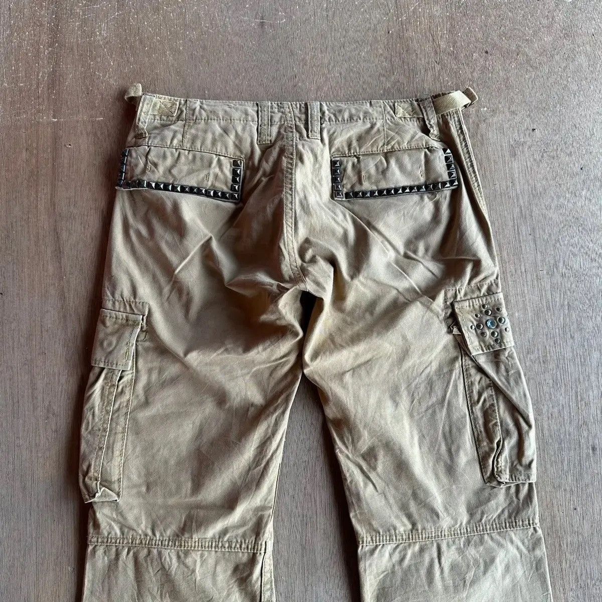 Infinite Archives W32 L33 🔥 FLARE/BOOTCUT NEUTRALINFINITY SPIKY STUDDED CARGO Size US 32 / EU 48 - 15 Thumbnail