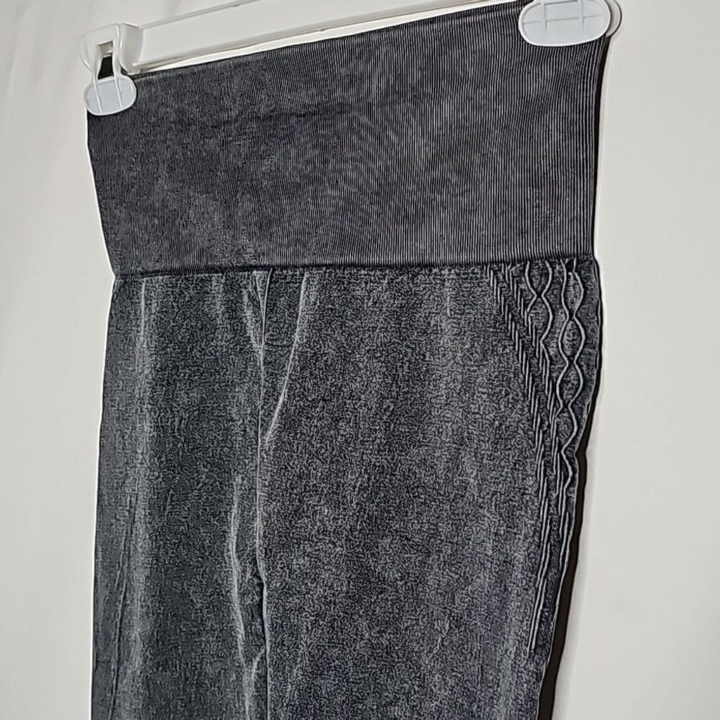 The Unbranded Brand Electric Yoga gray tummy control high rise legging M/L Size 27" / US 4 / IT 40 - 3 Thumbnail