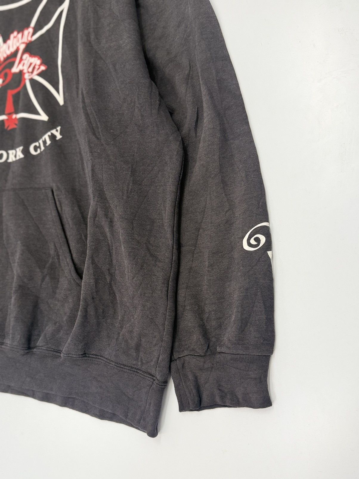 Indian Motorcycle 🔥 Indian Larry American motorcycle builder and artist Hoodie Size US L / EU 52-54 / 3 - 2 Thumbnail