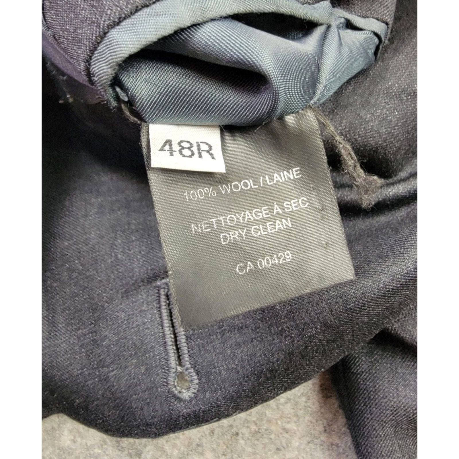 Peter Millar Peter Millar 1 Piece Mens 48 Gray Blazer 48R Wool Two Button Double Vented Size 48R - 6 Thumbnail